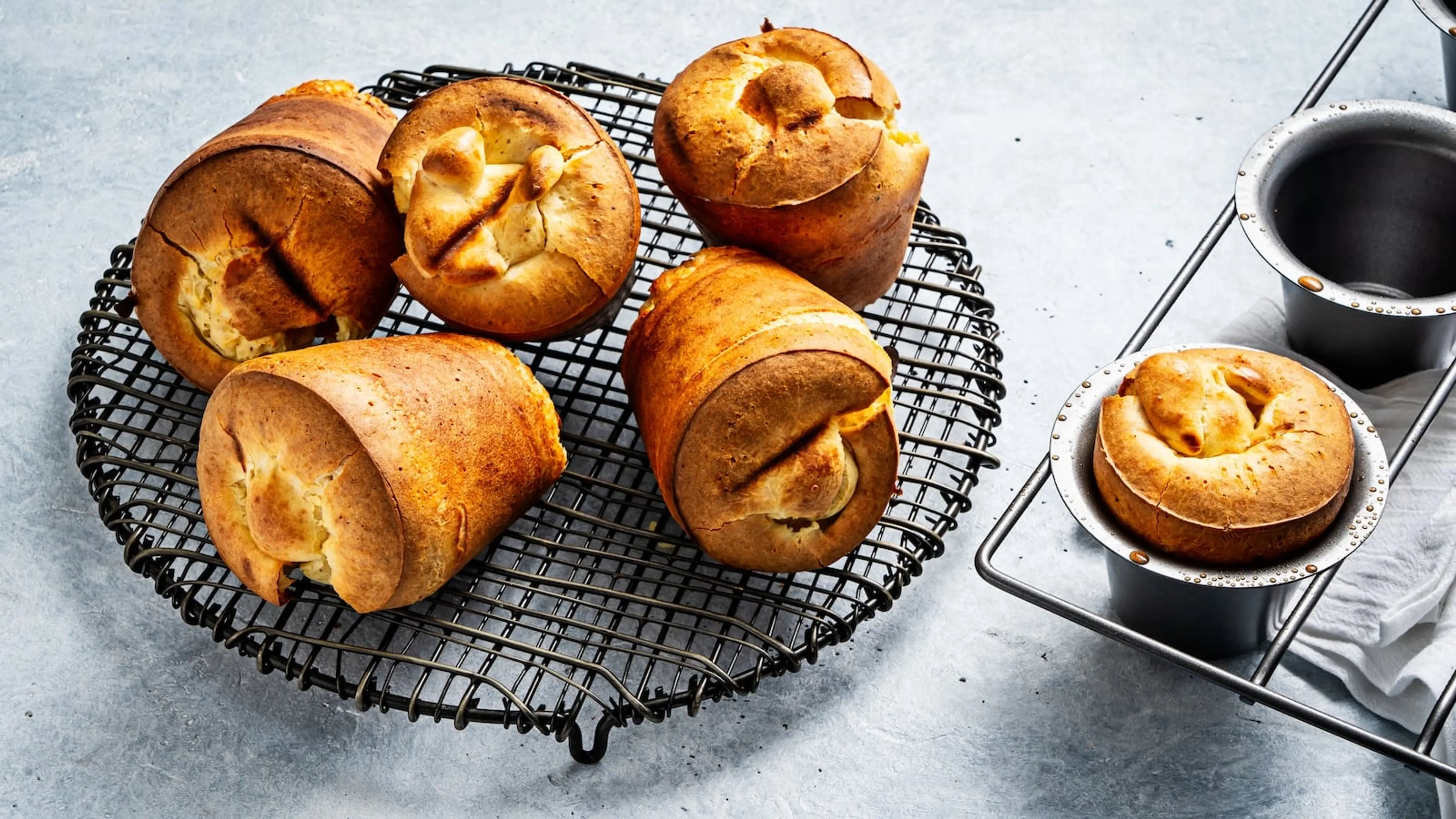 Cacio e Pepe Olive Oil Popovers