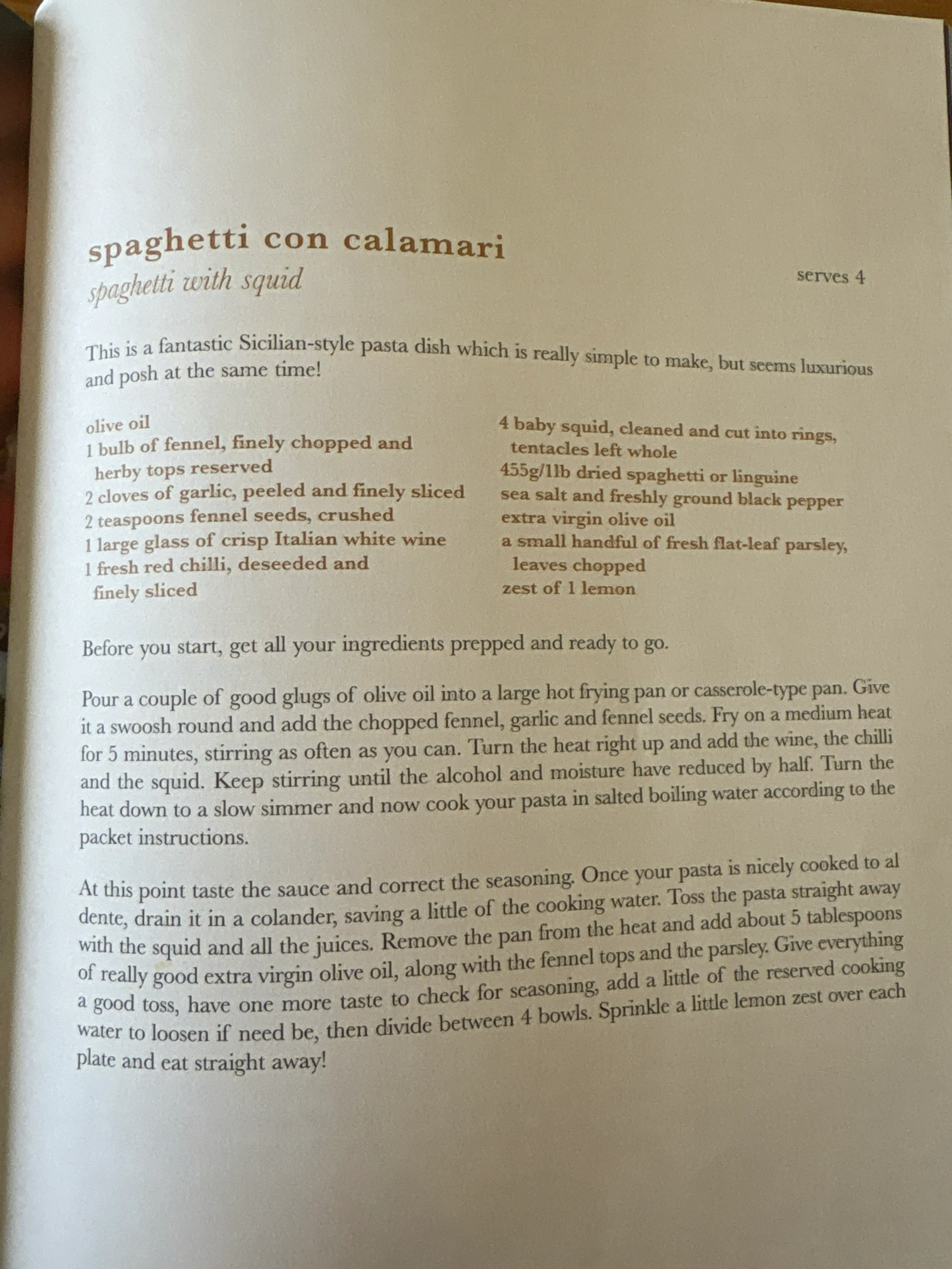 spaghetti con calamari spaghetti with squid