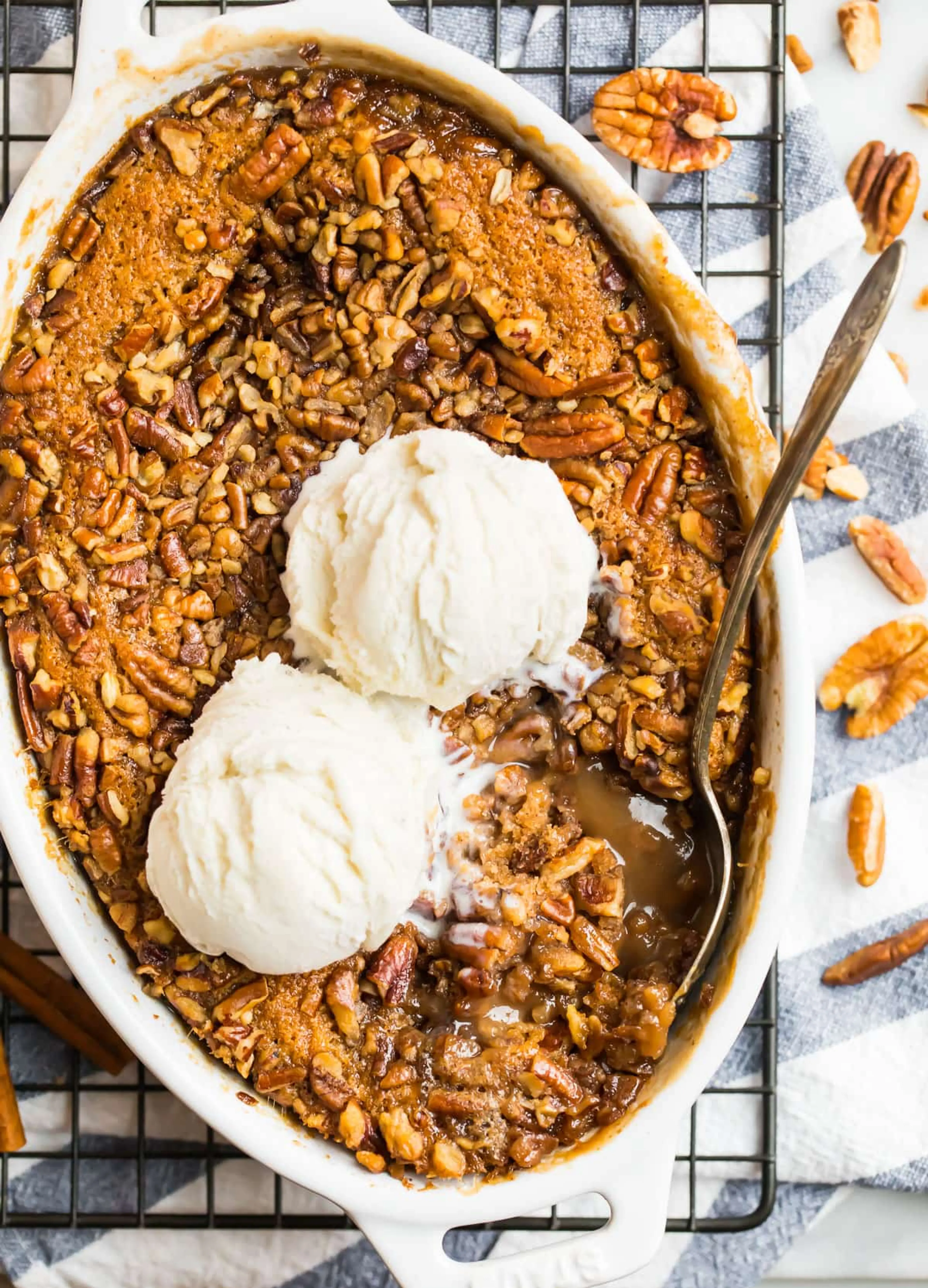Pecan Pie Cobbler
