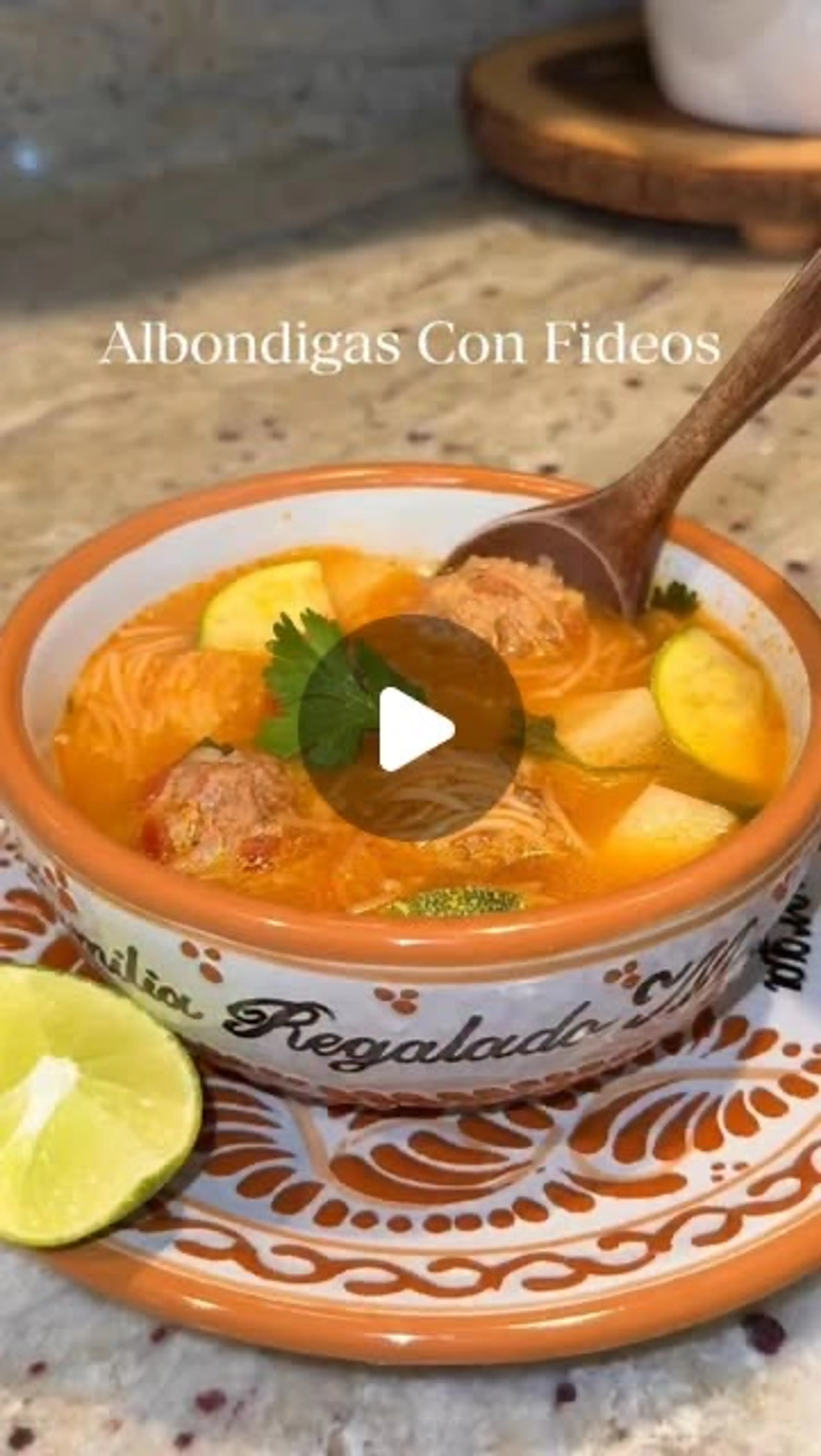 Albondigas Con Fideos