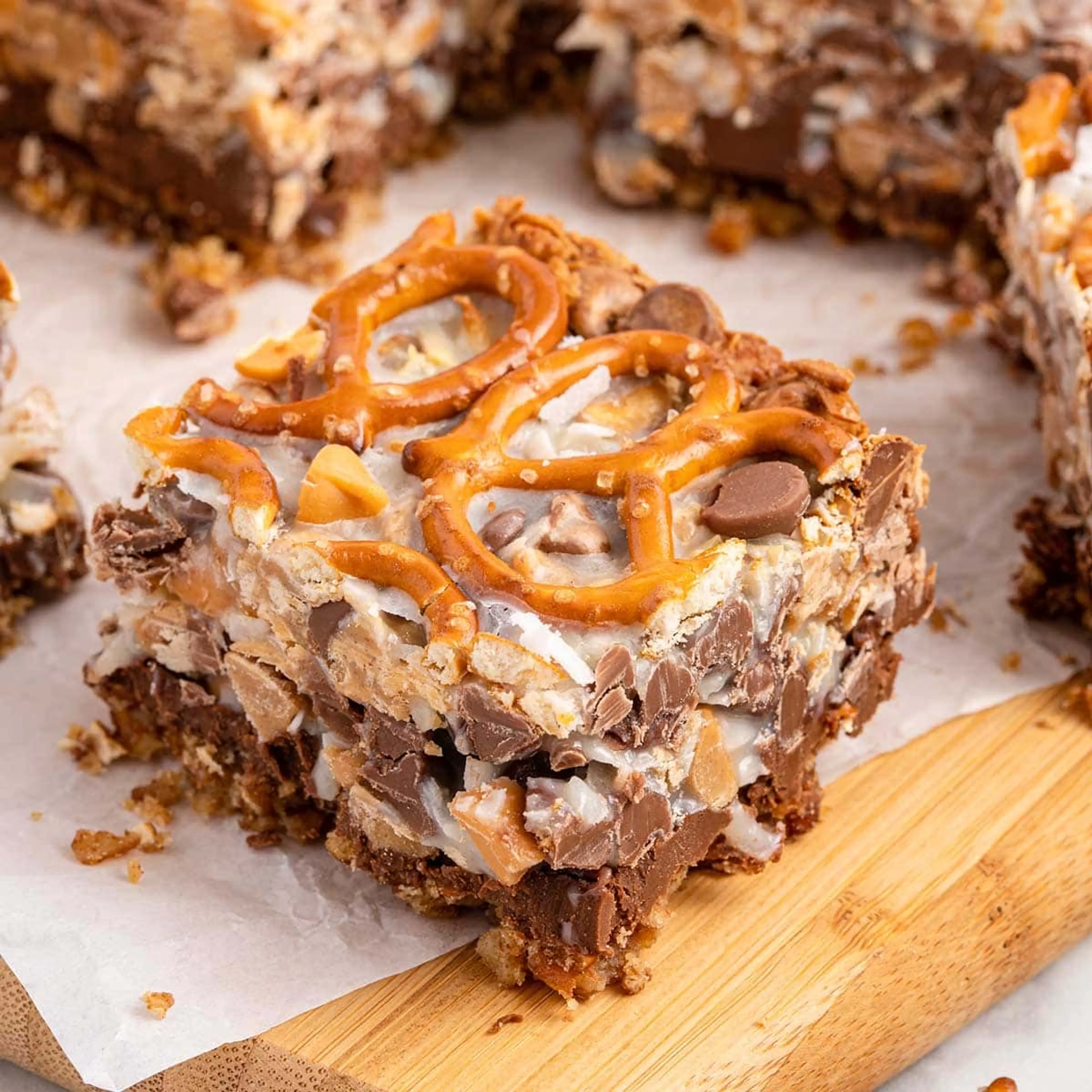Peanut Butter Pretzel Magic Bars