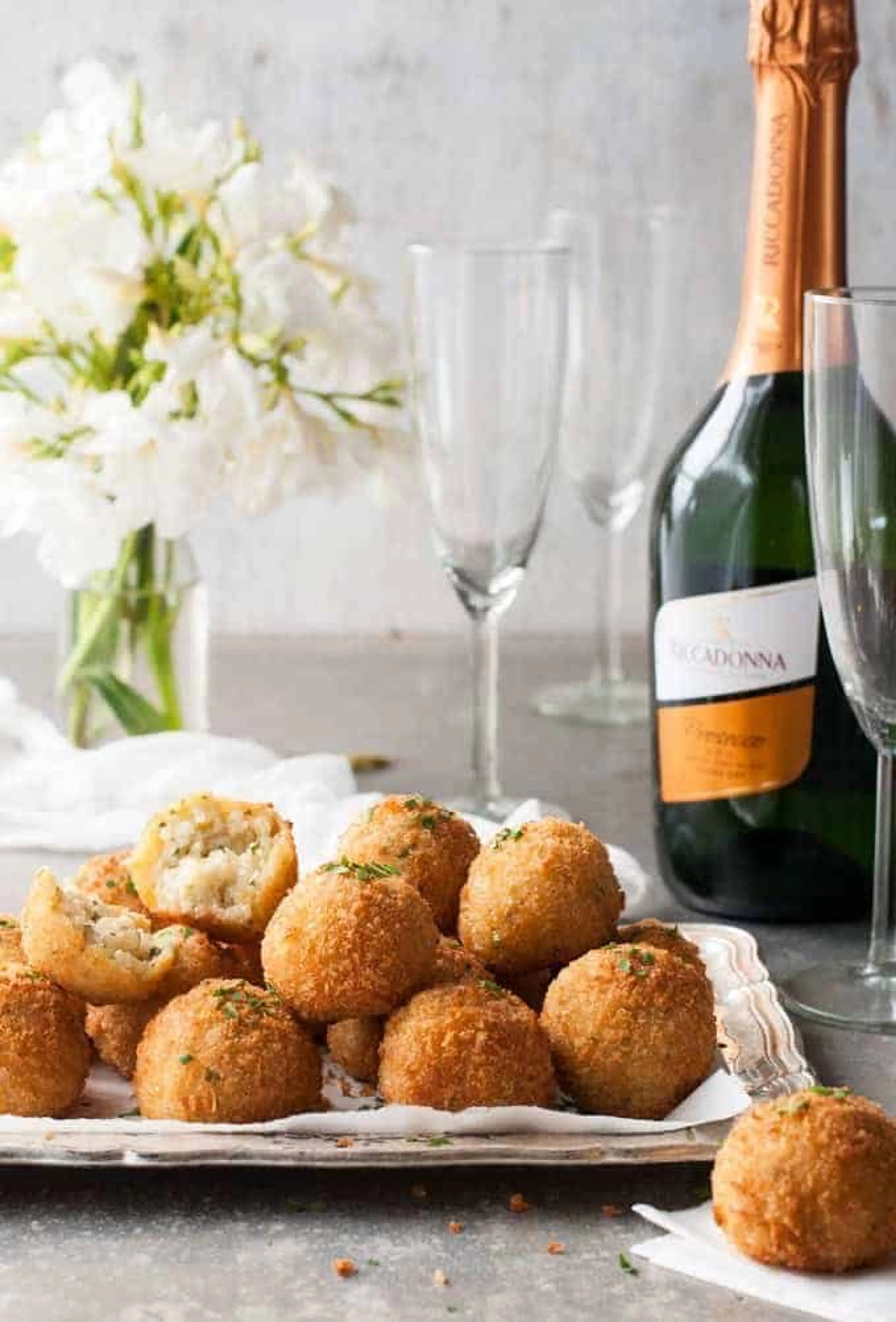 Cheesy Italian Arancini Rice Balls