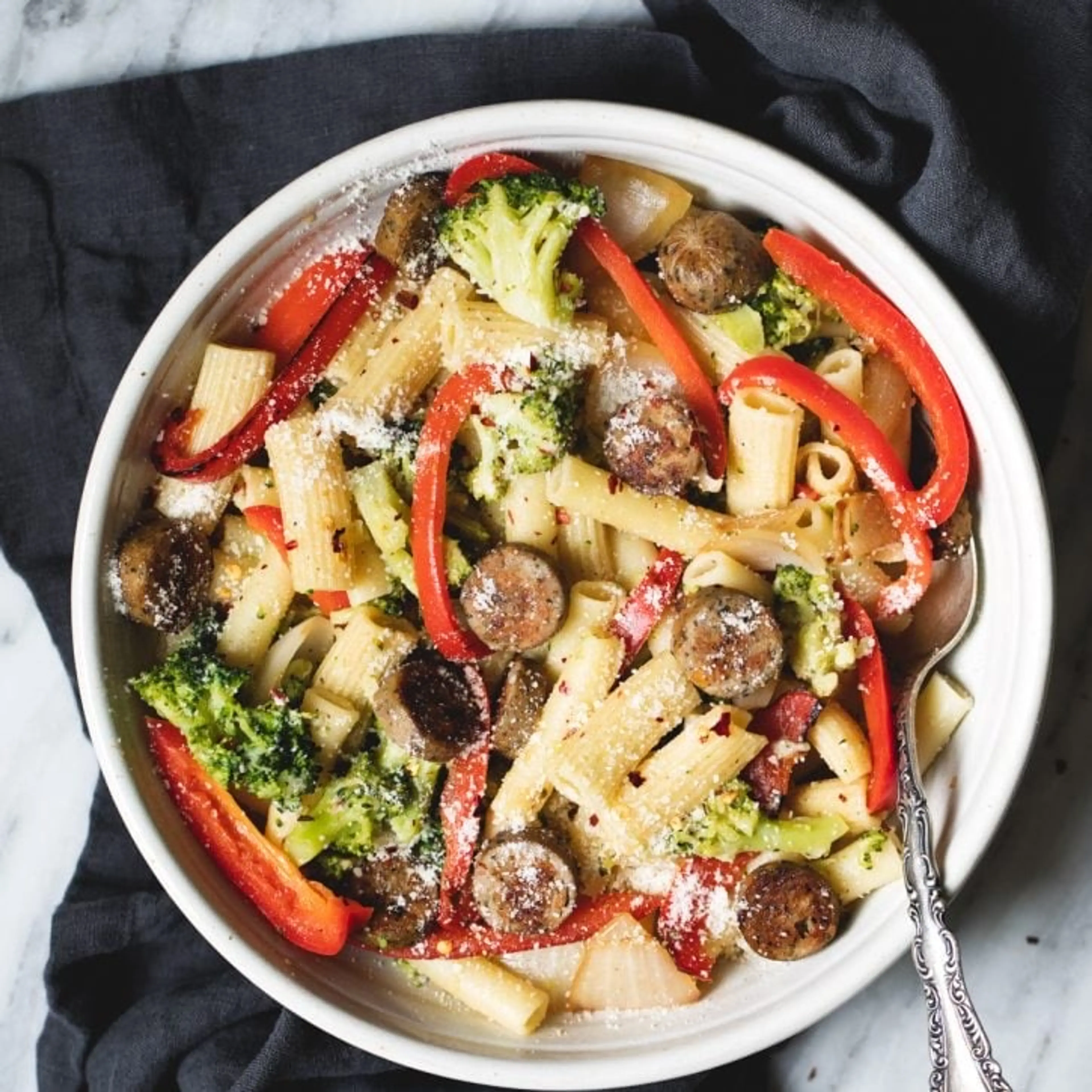 20 Minute Garlic Parmesan Rigatoni with Chicken Sausage & Br