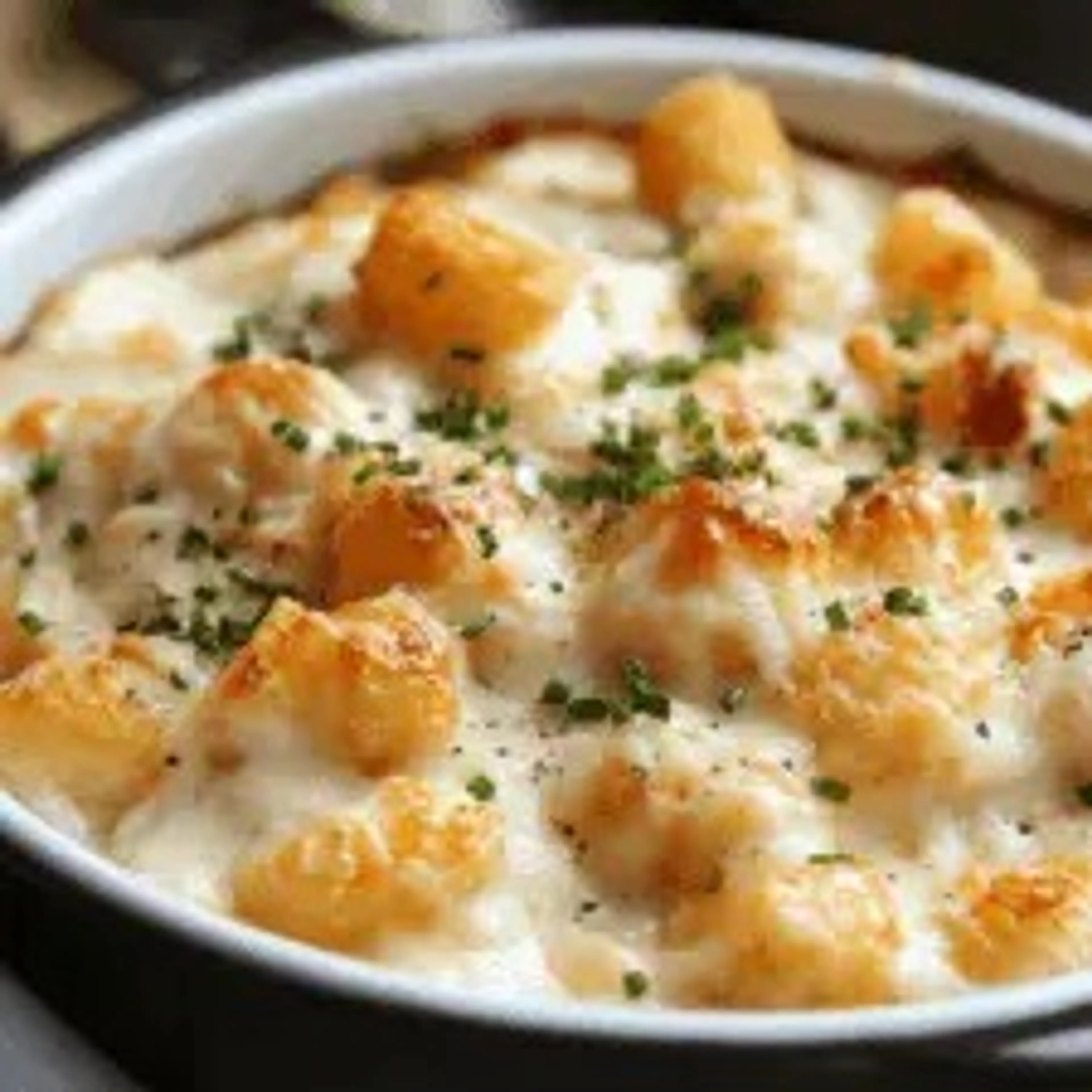 Chicken Alfredo Tater Tot Casserole: A Cozy, Comforting Dinn