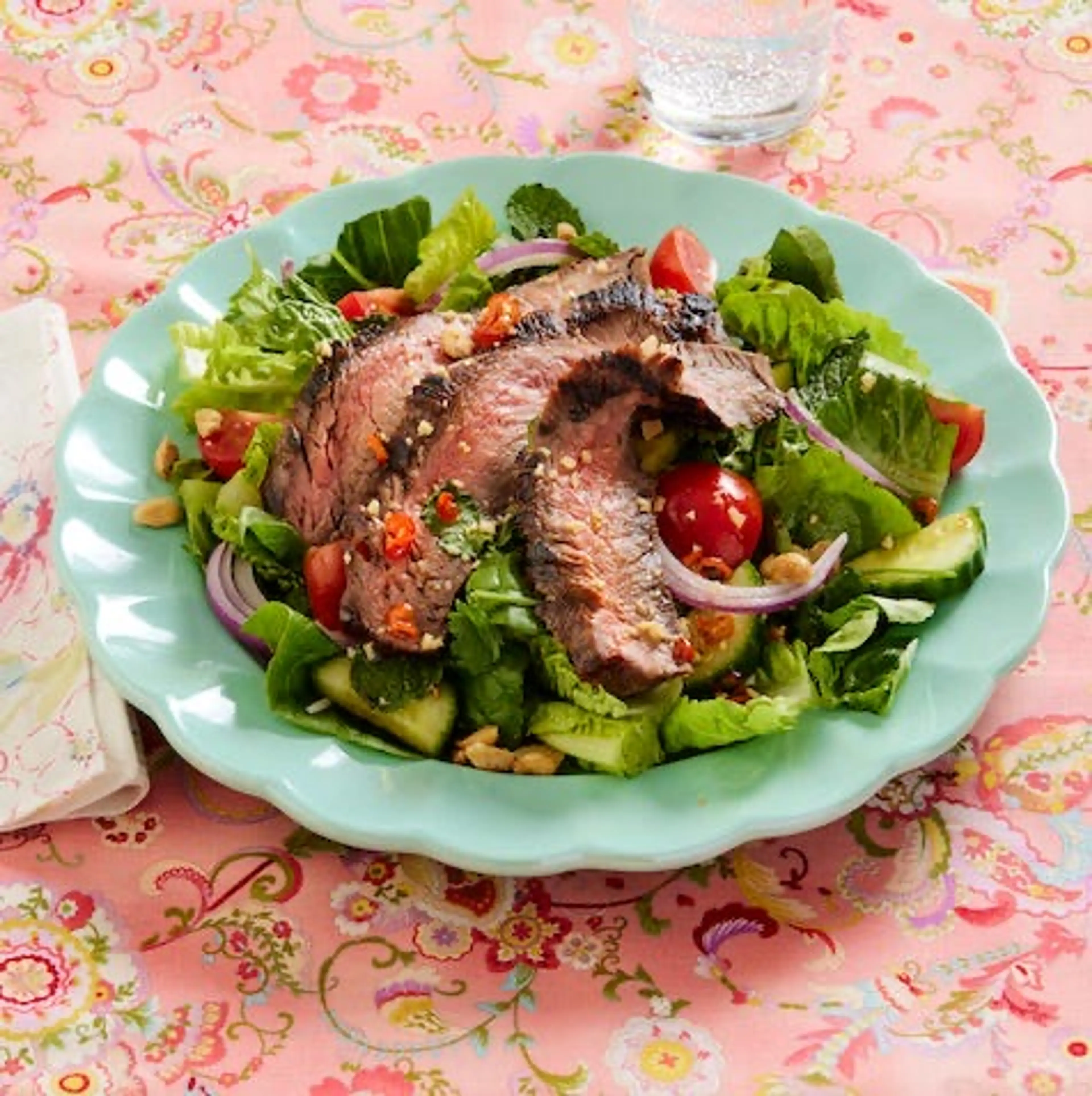 Chile-Lime Steak Salad