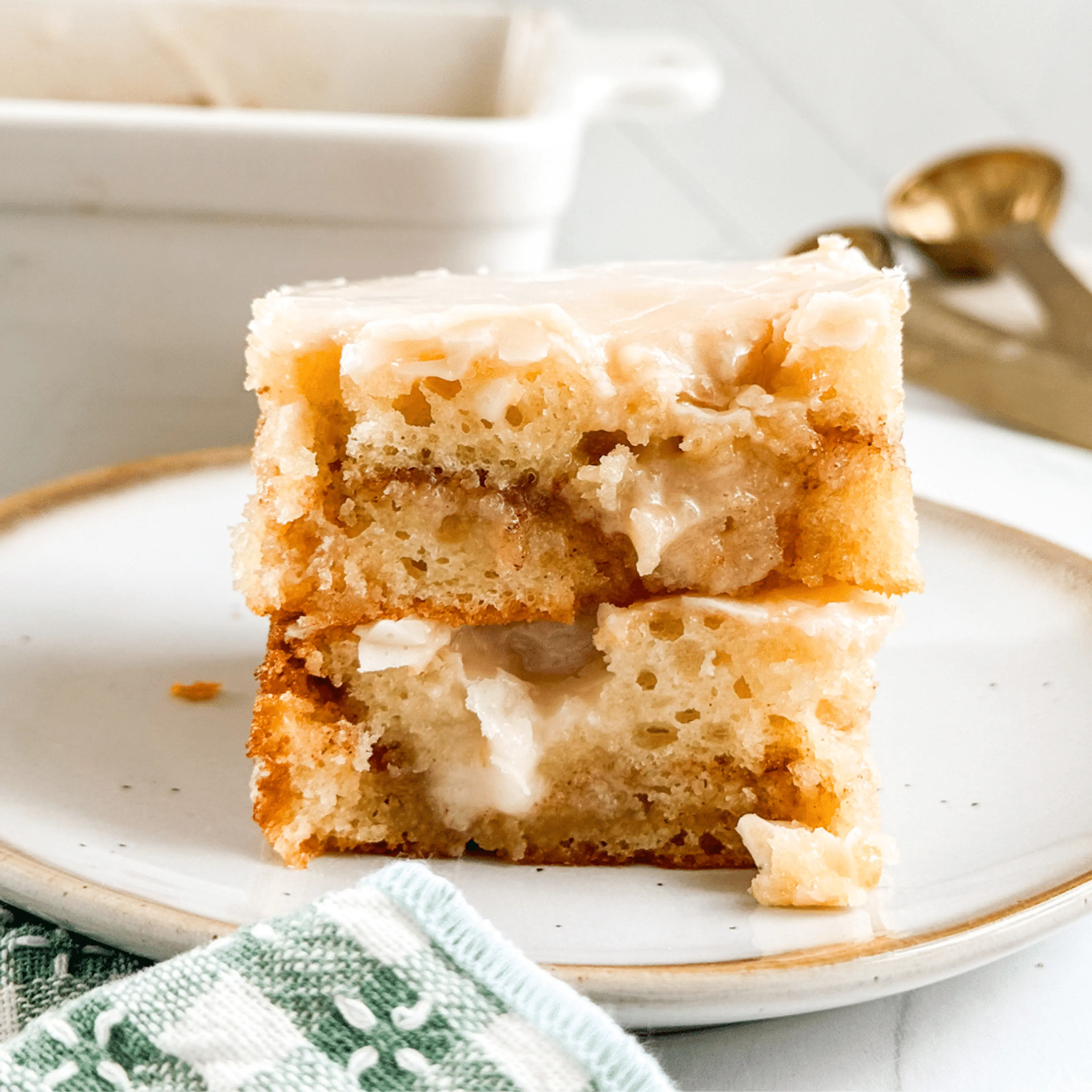 Easy honey Bun Cake