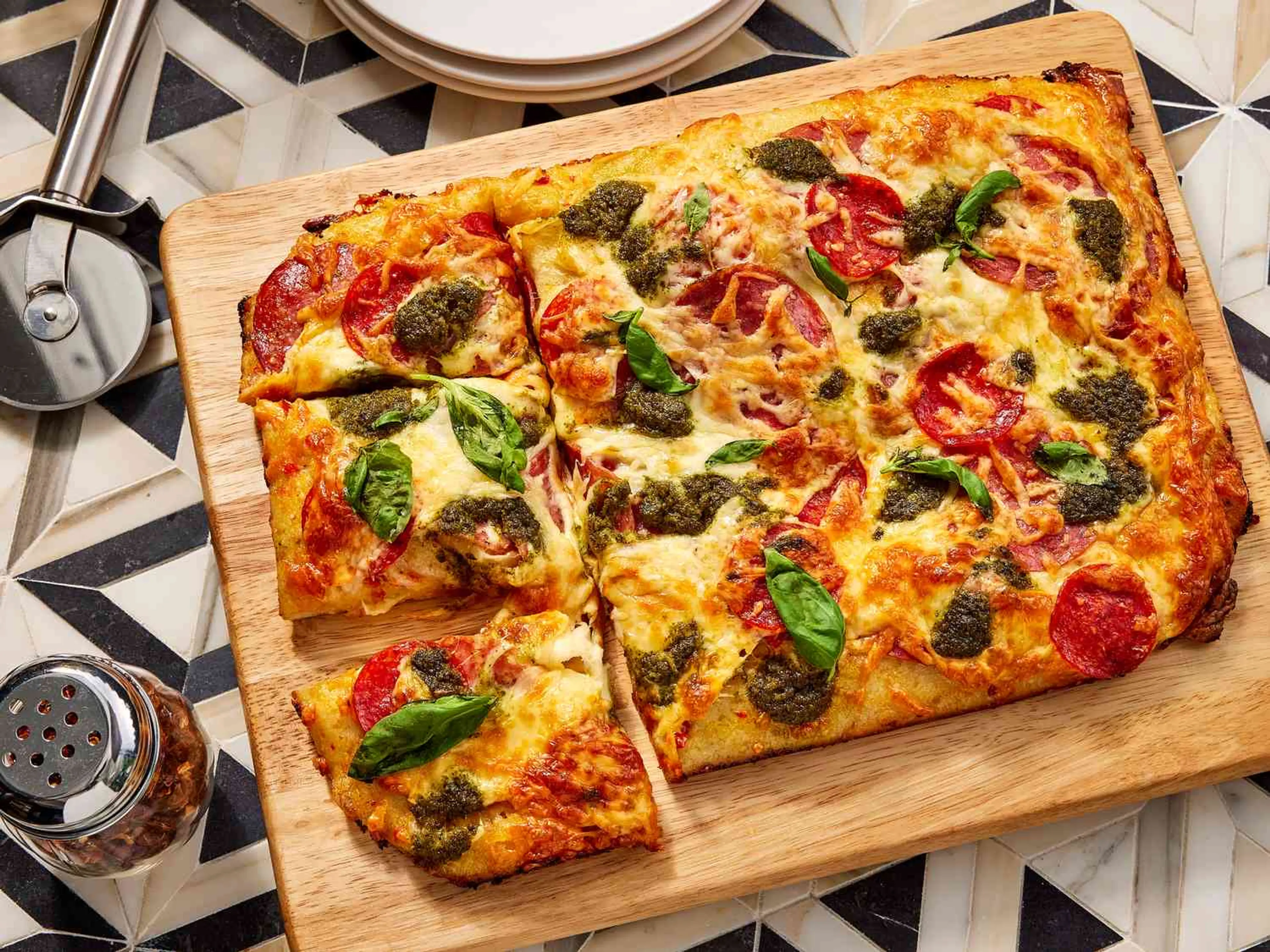 This Viral Pan Pizza Recipe Uses Your 9x13 and Easy Store-Bo