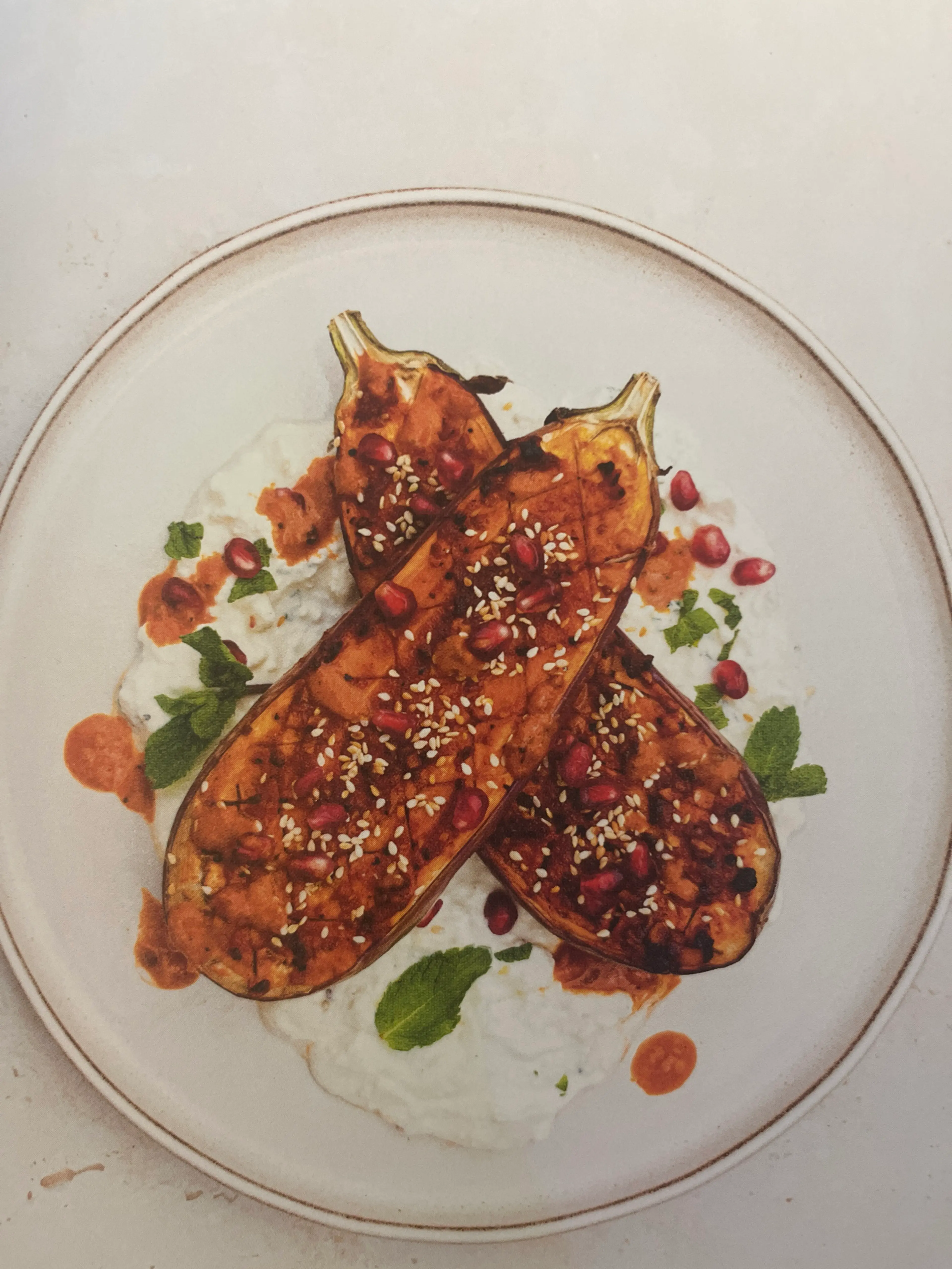 HARISSA-AUBERGINE MET FETA-YOGHURTDIP