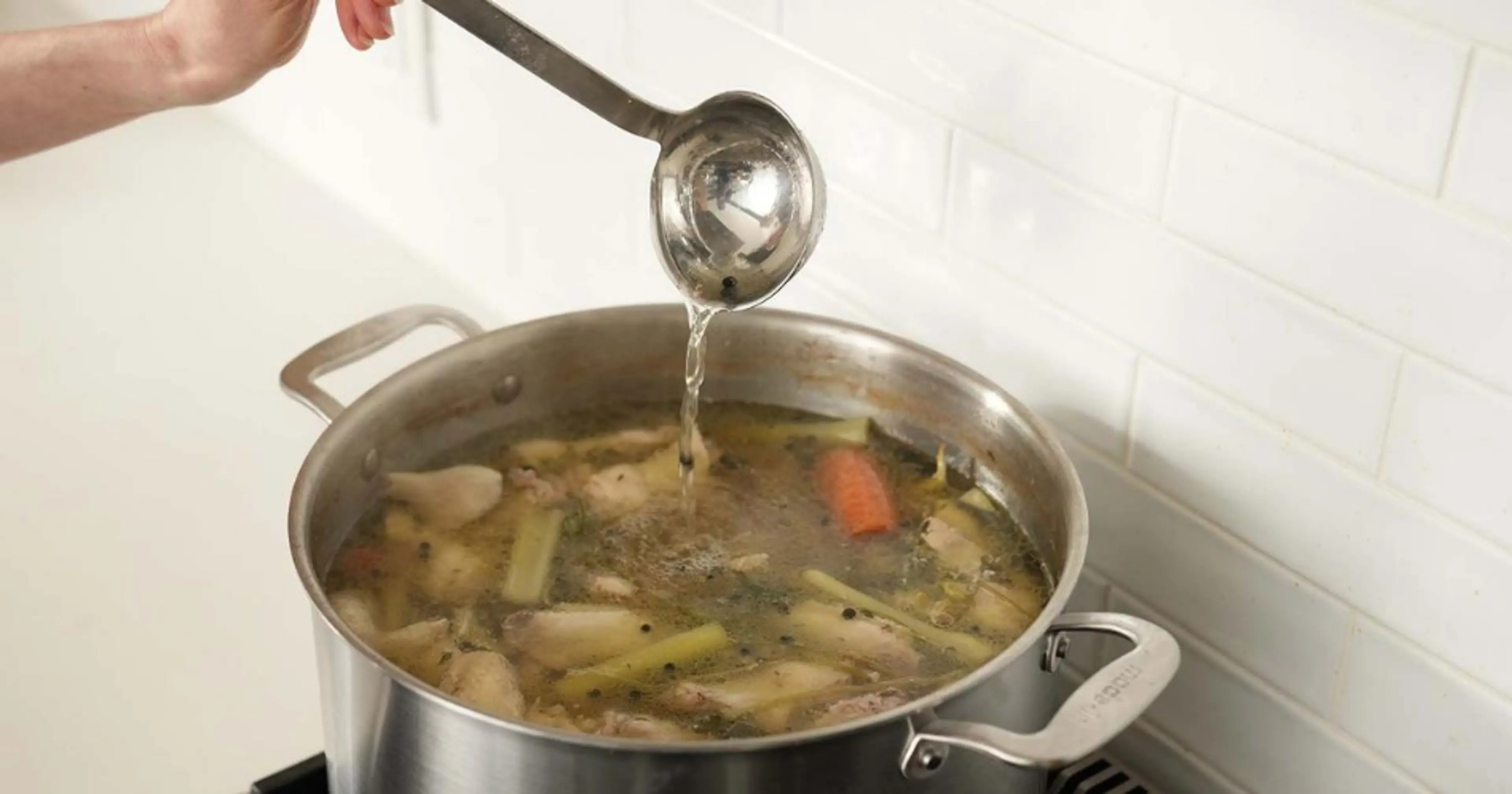 Classic Chicken Stock