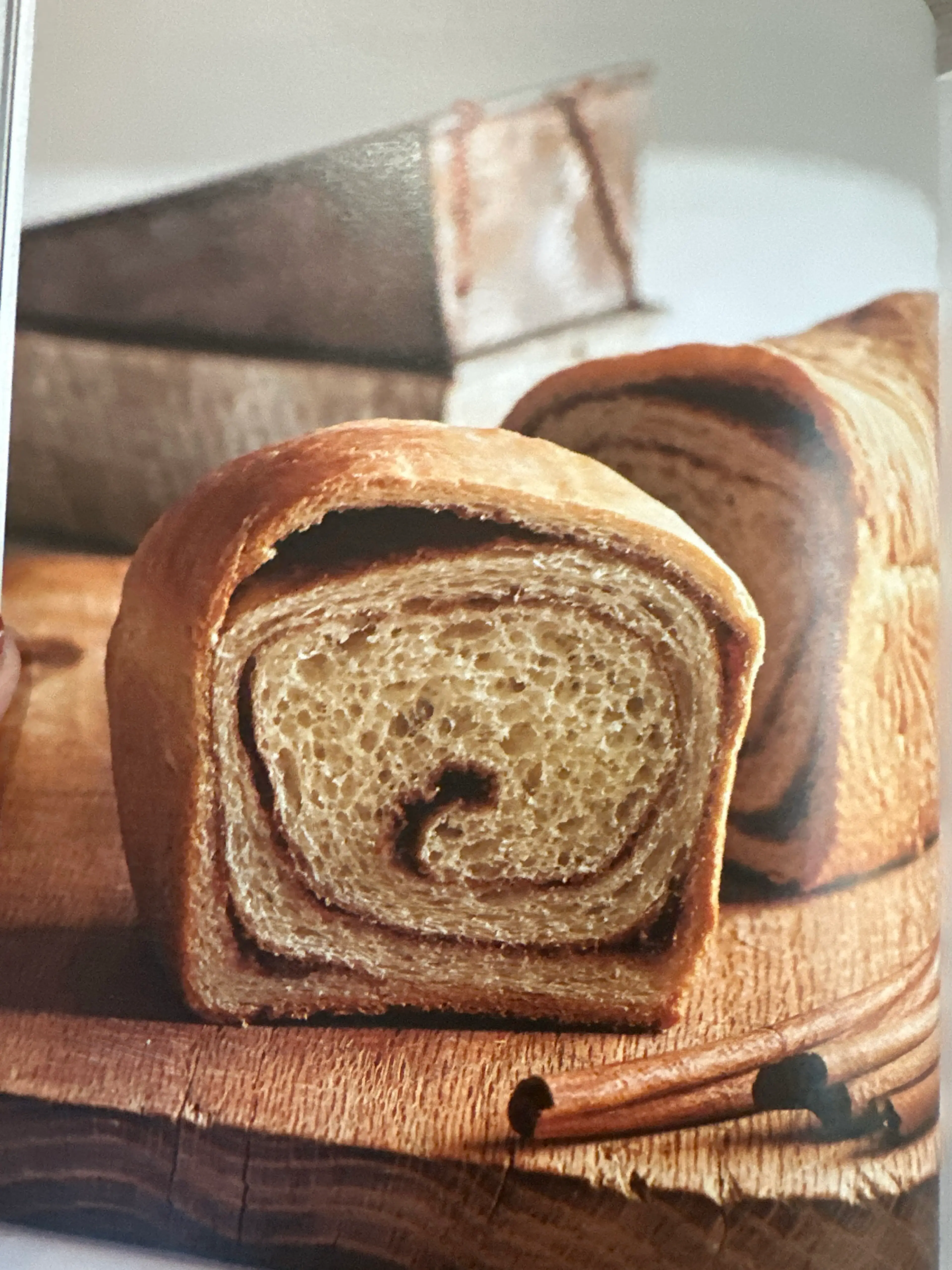 CINNAMON SWIRL BREAD