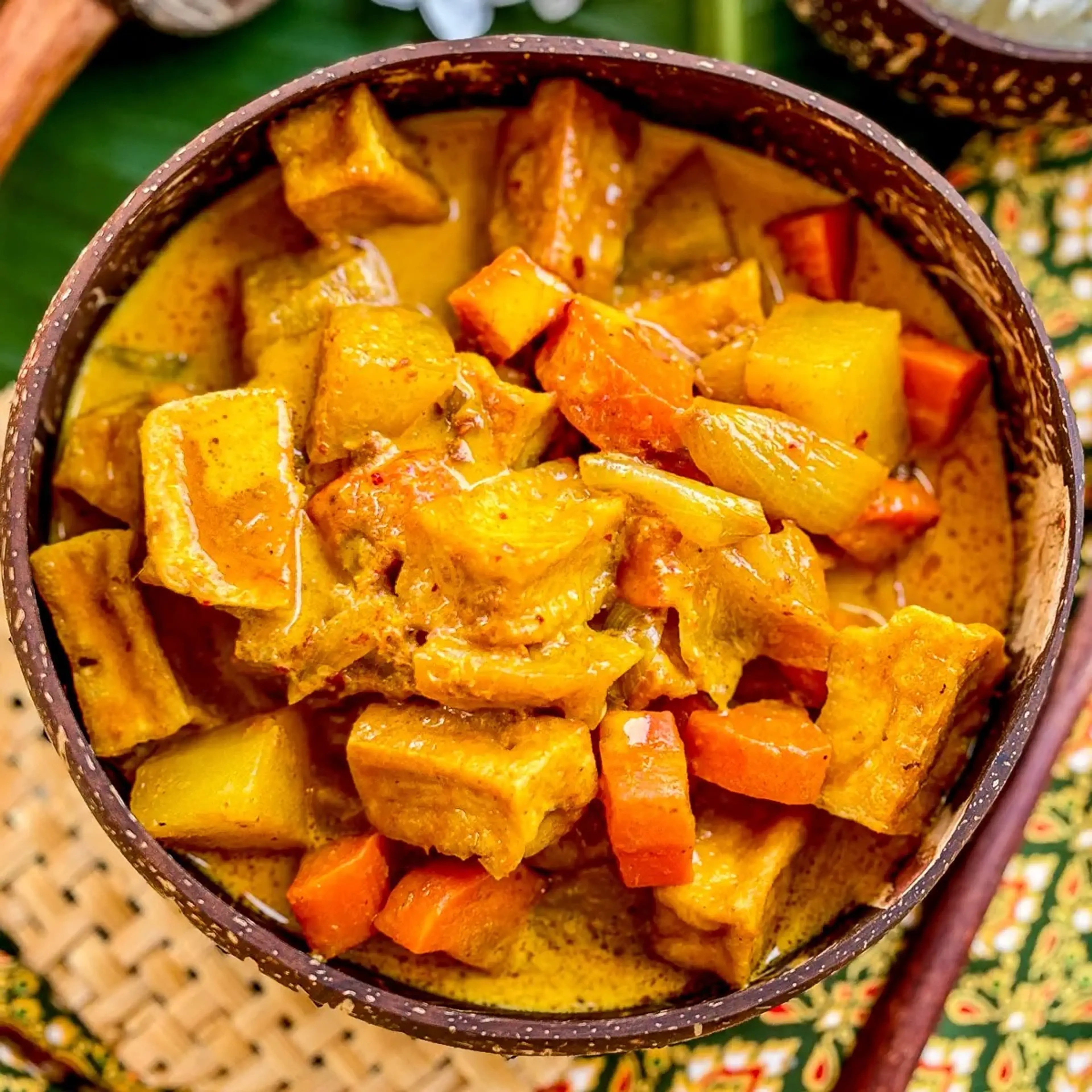 Veganes gelbes Curry