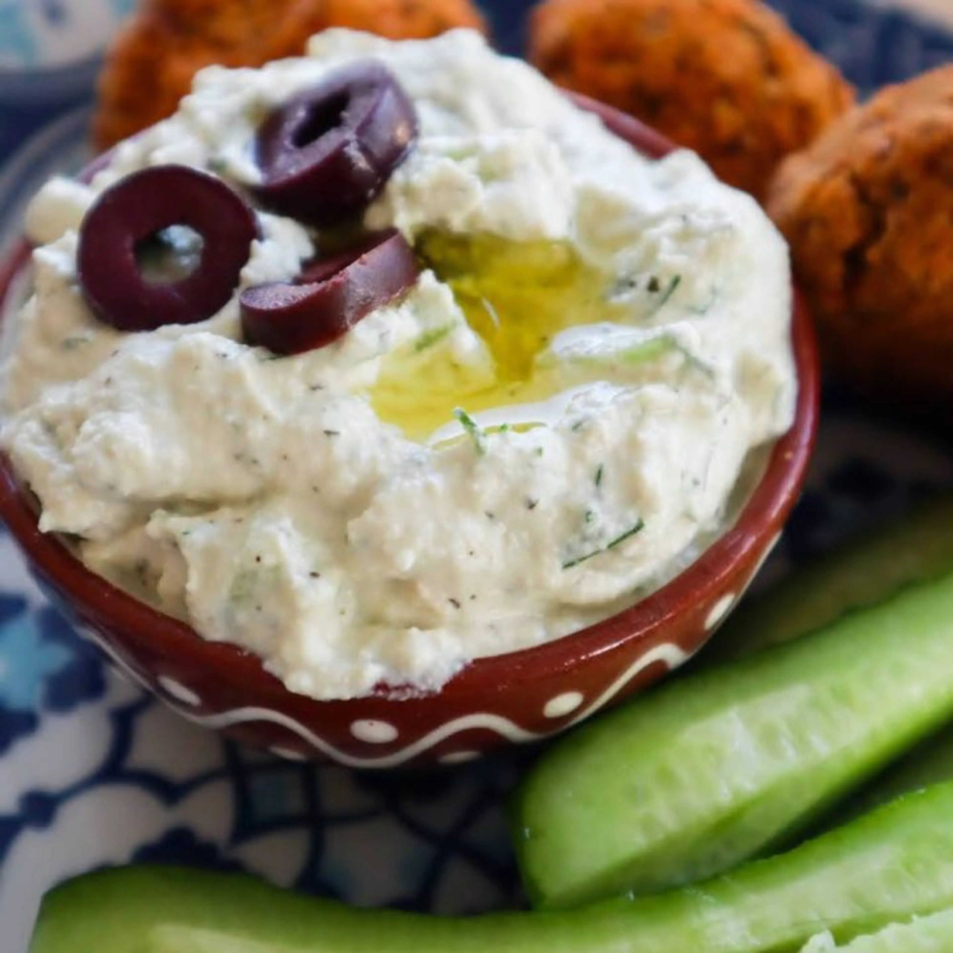 Healthy Tzatziki (Dairy-Free & Vegan)