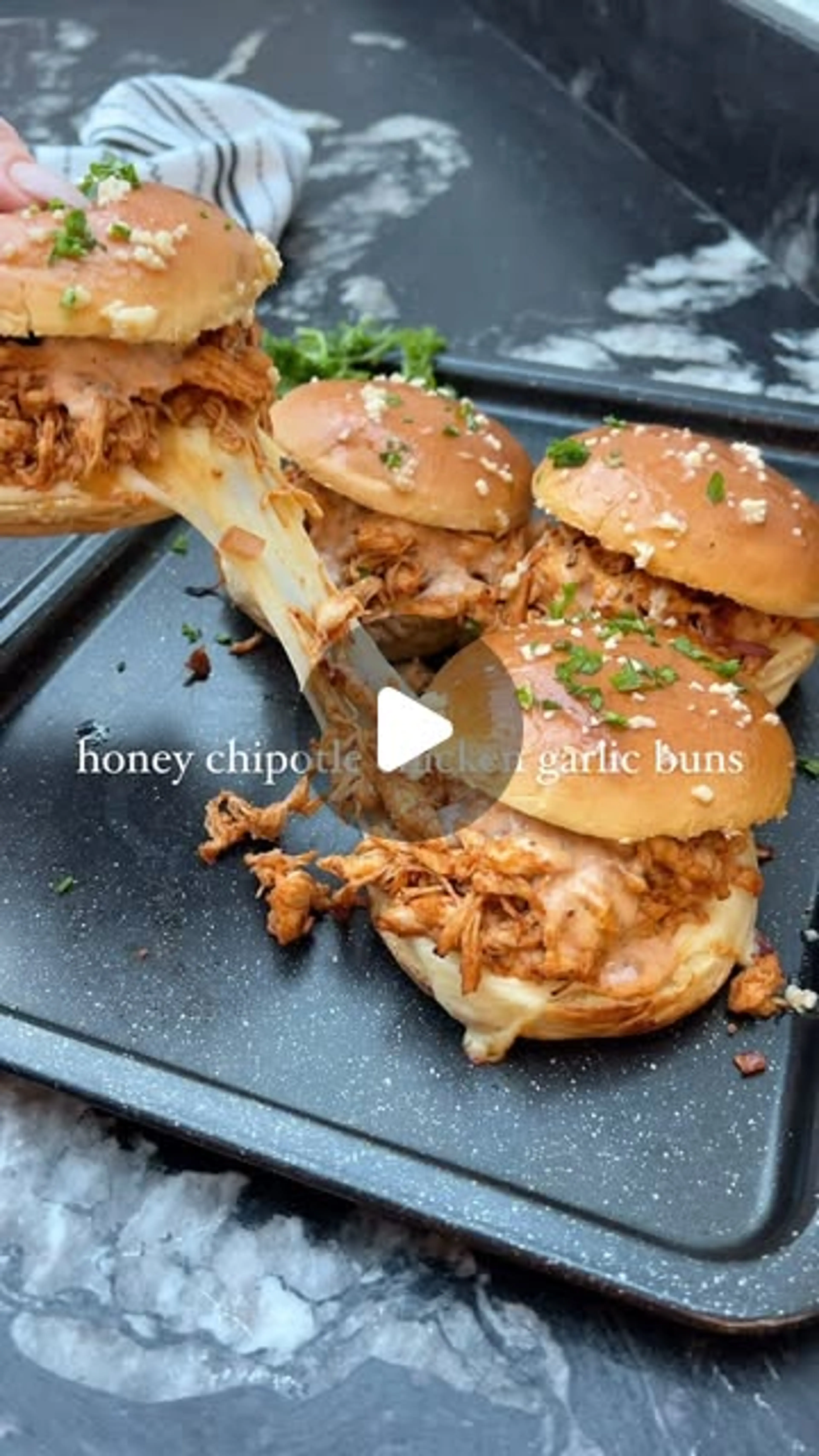 Honey Chipotle Chicken Garlic Buns