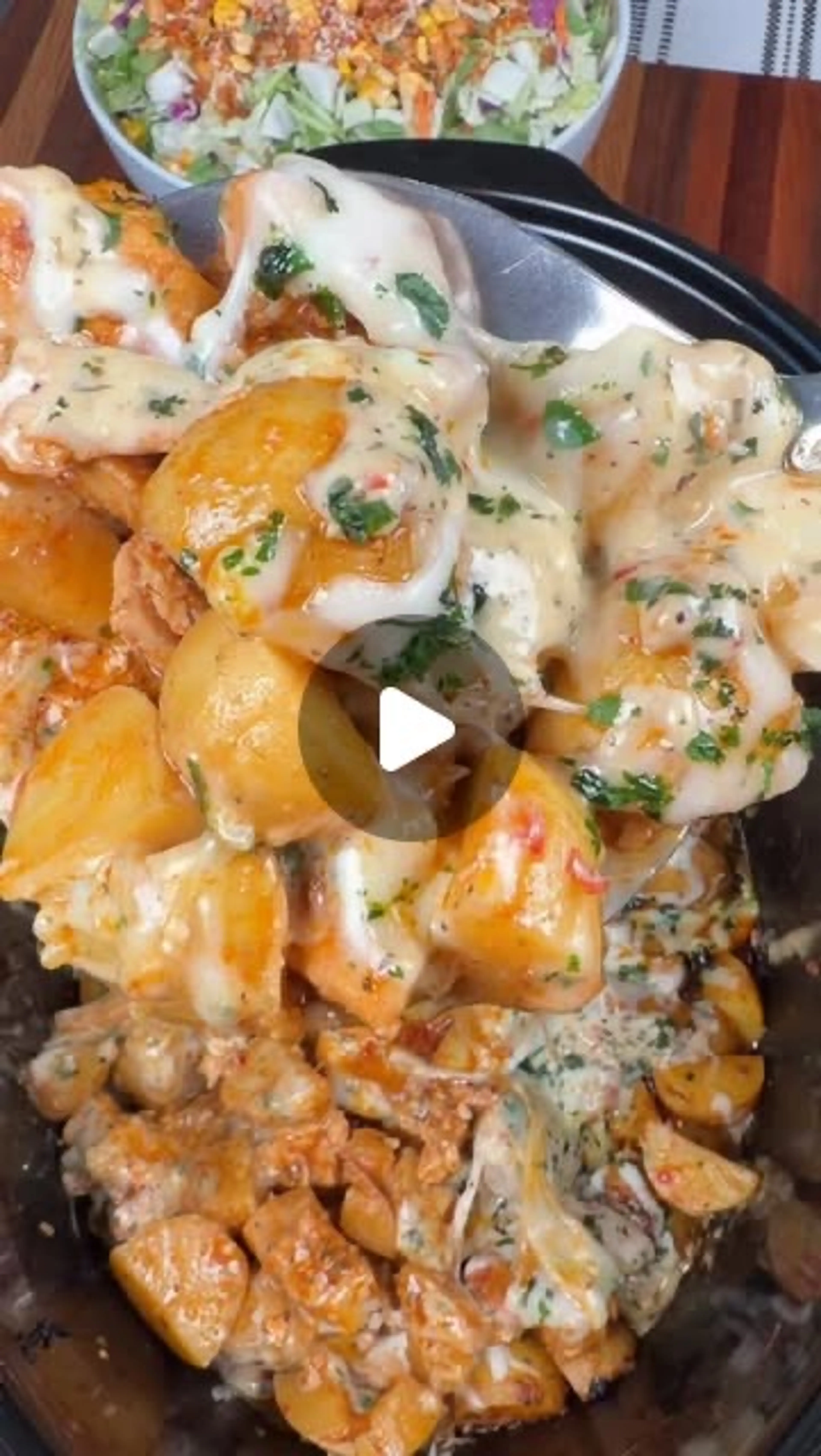 Crockpot Parmesan Garlic Chicken & Potatoes Are an Easy Week