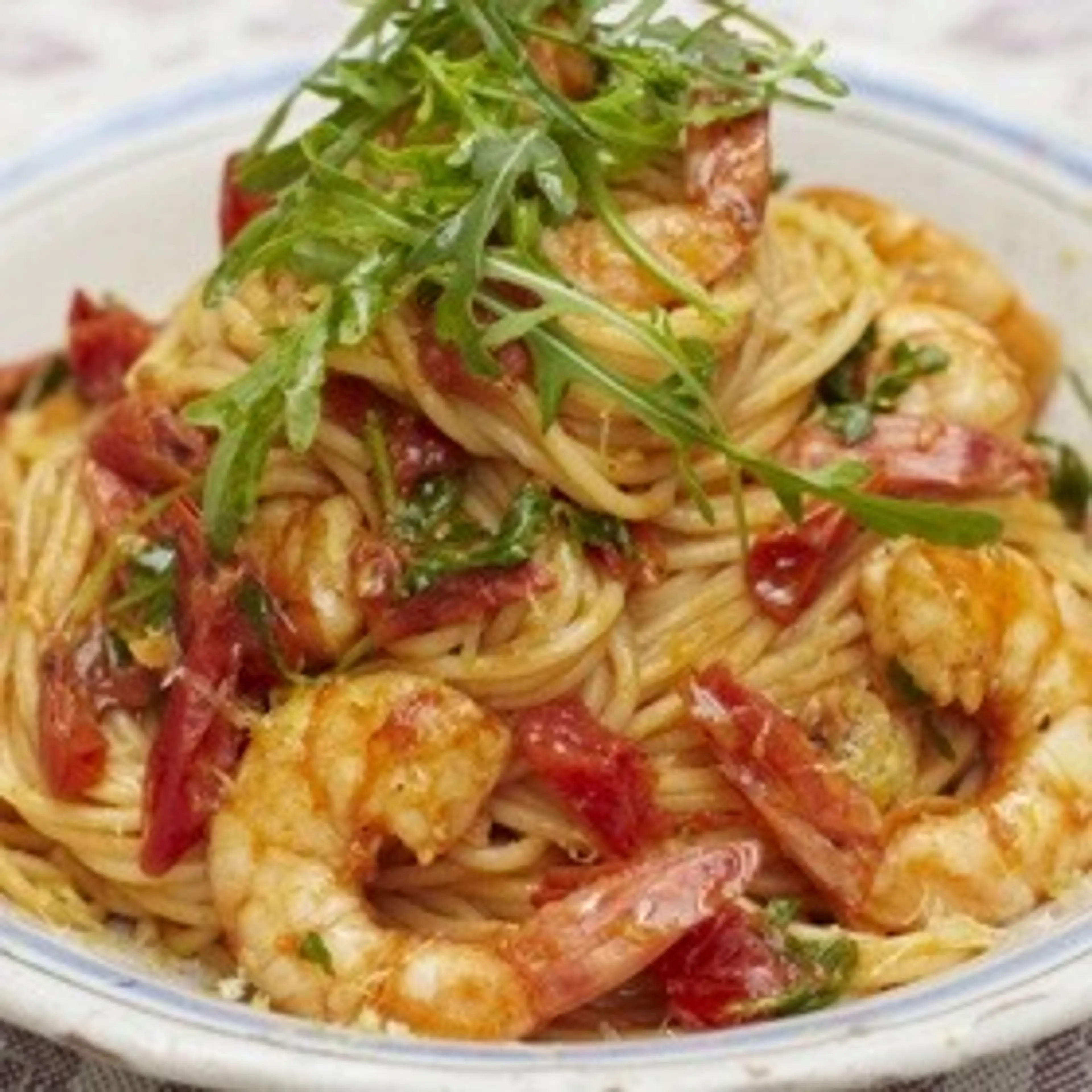 Italian spaghetti with prawns