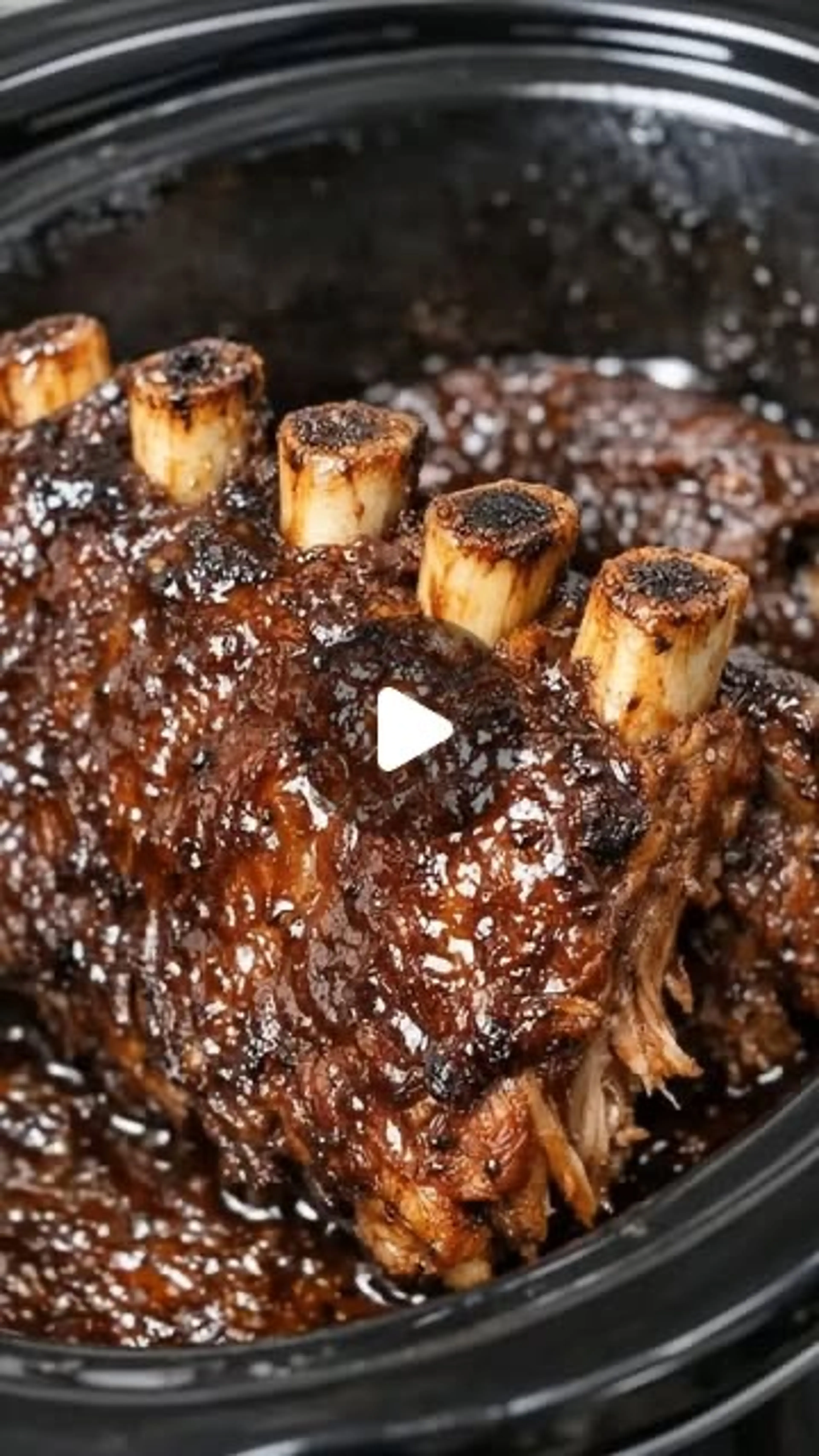Slow-cooked Glazed Short Ribs on Garlic Mashed Potatoes