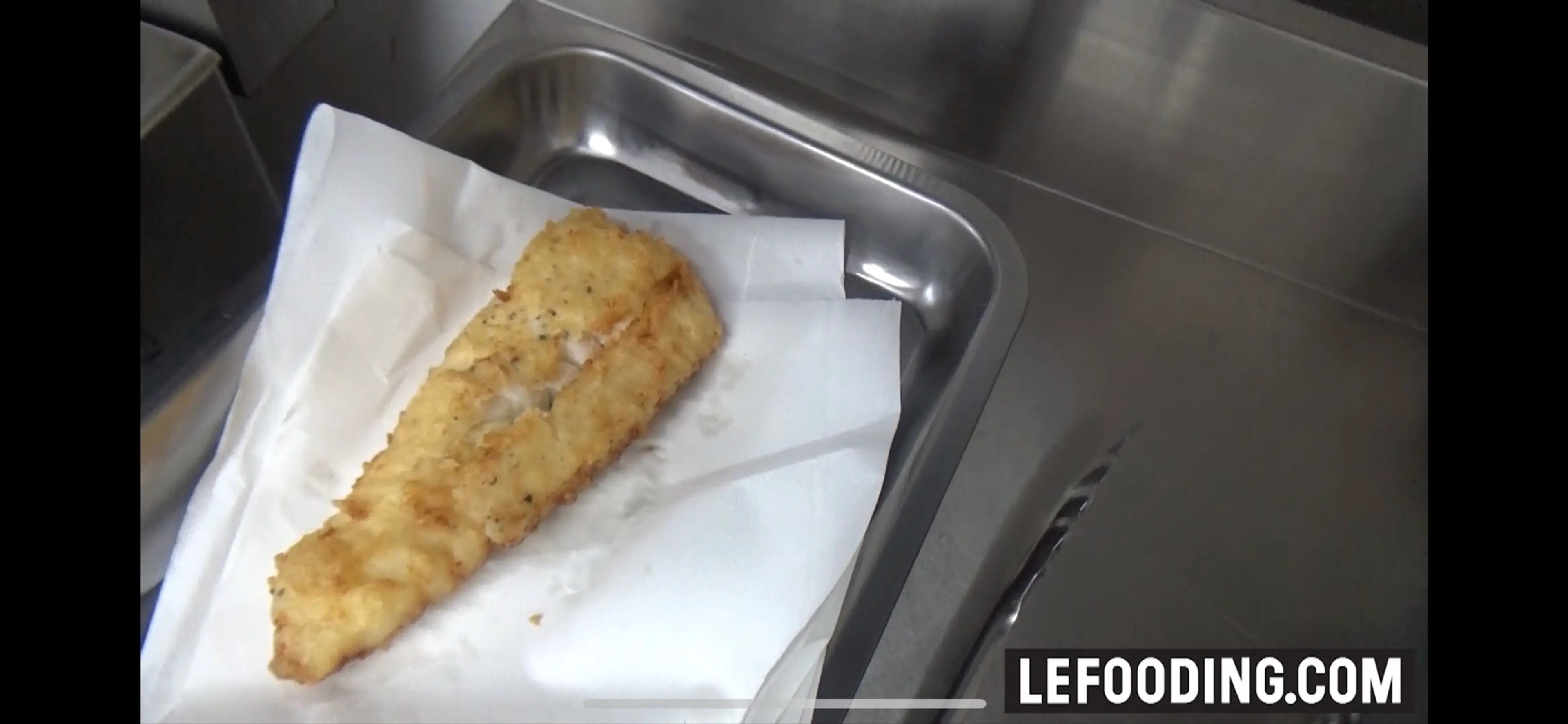 TEMPURA DE CABILLAUD, ATTIÉKÉ DE PRINTEMPS, VINAIGRETTE BASI