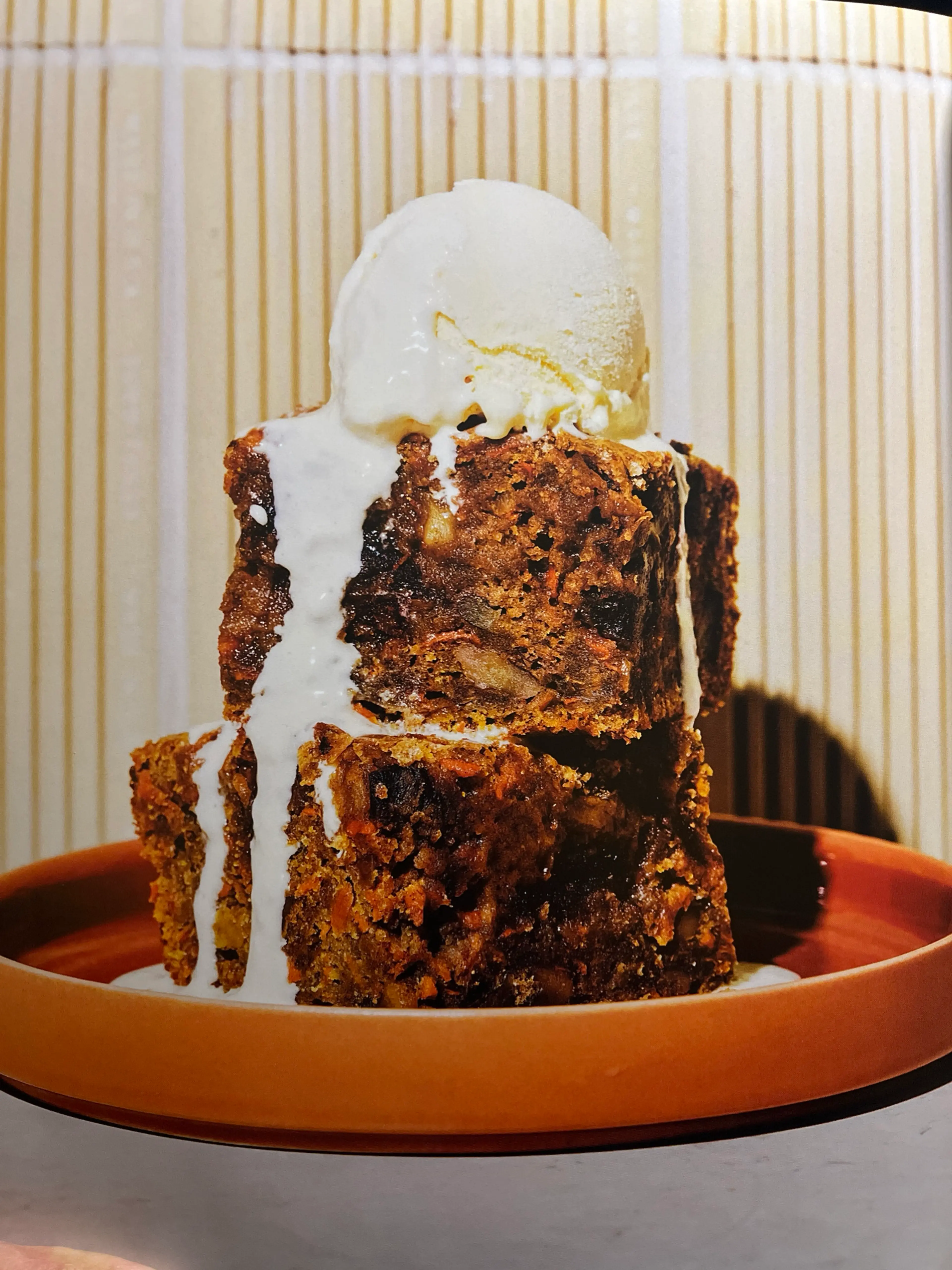 Ooey-Gooey Carrot Cake