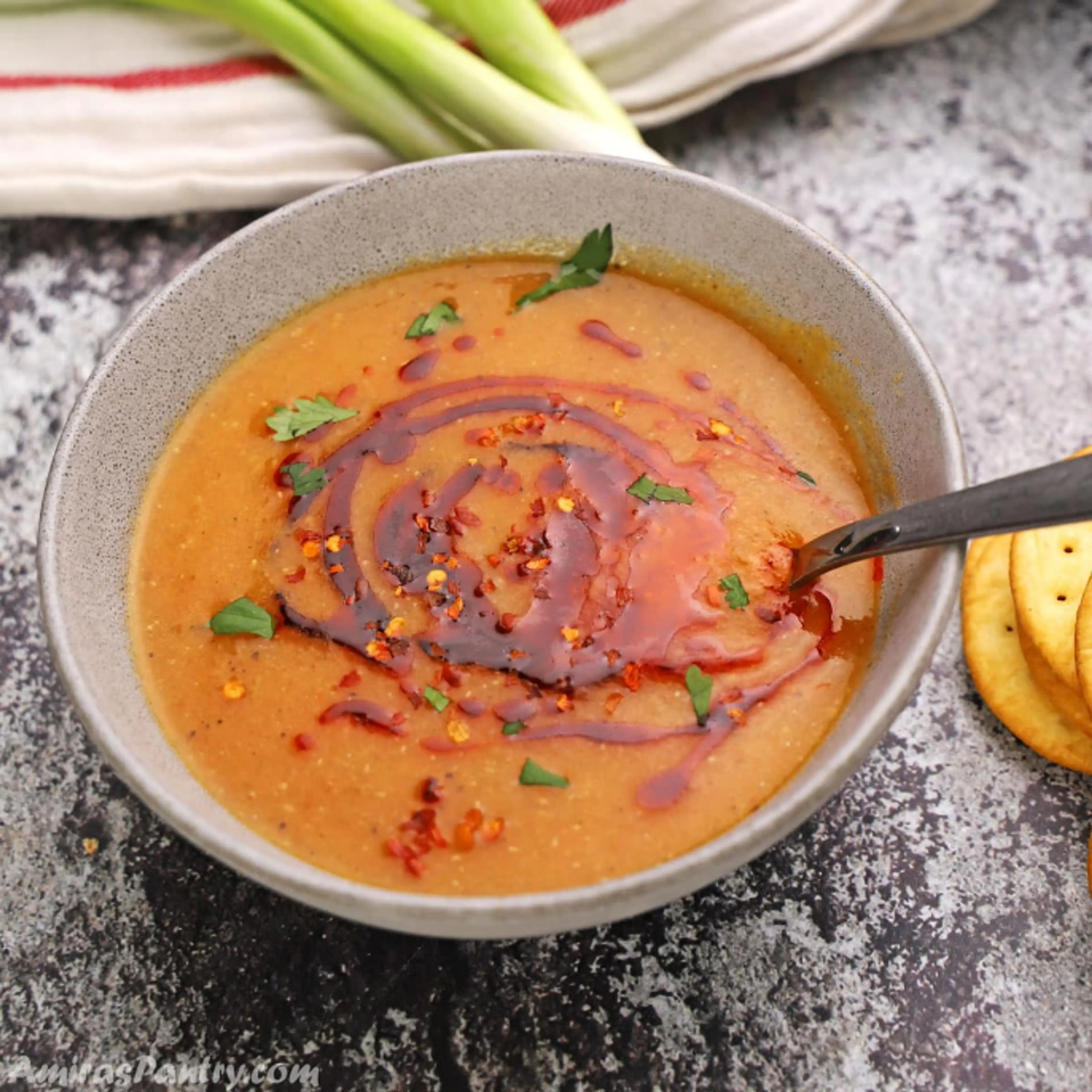 Red lentil soup 3adas