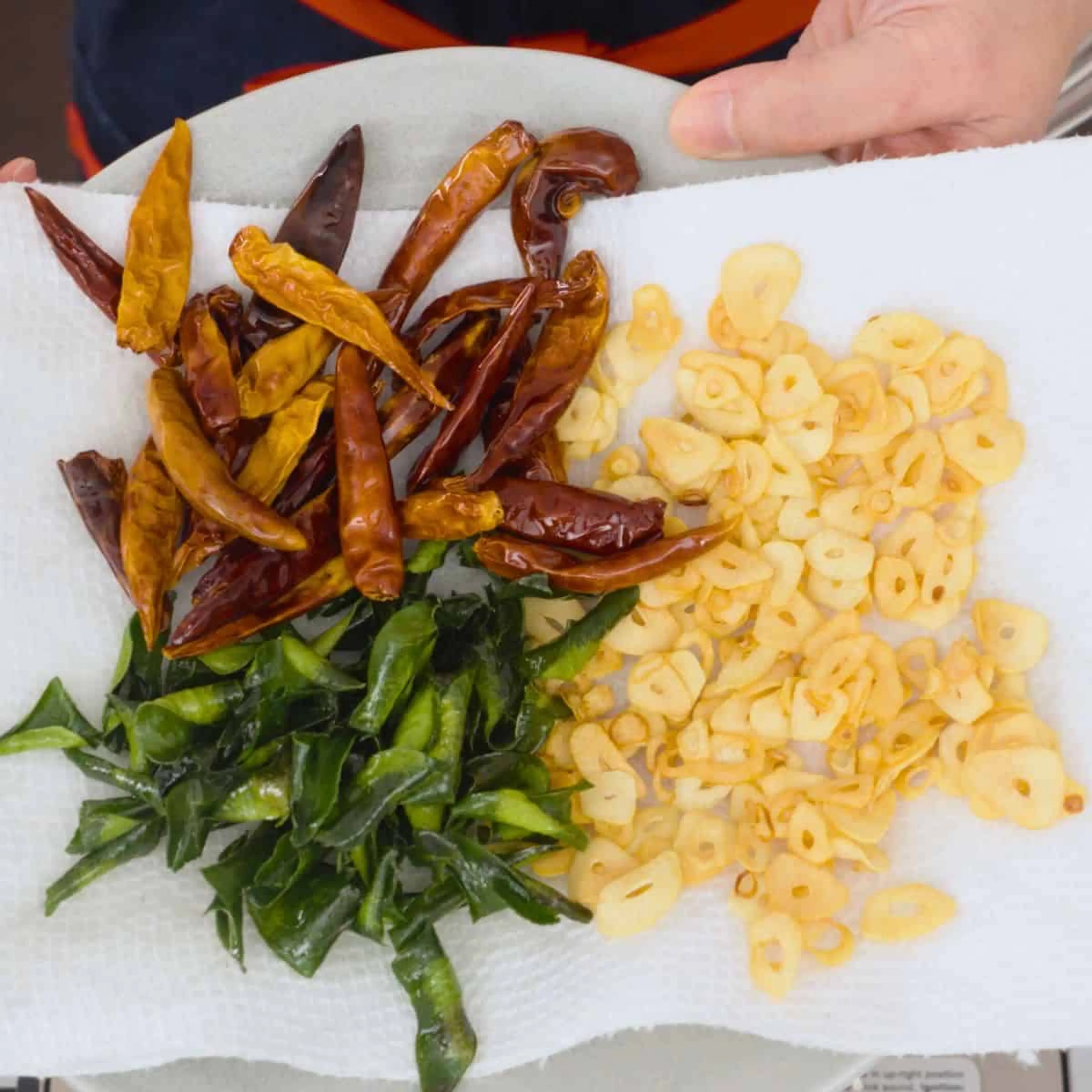 Thai Chili & Herb Peanuts (Tom Yum Peanuts)