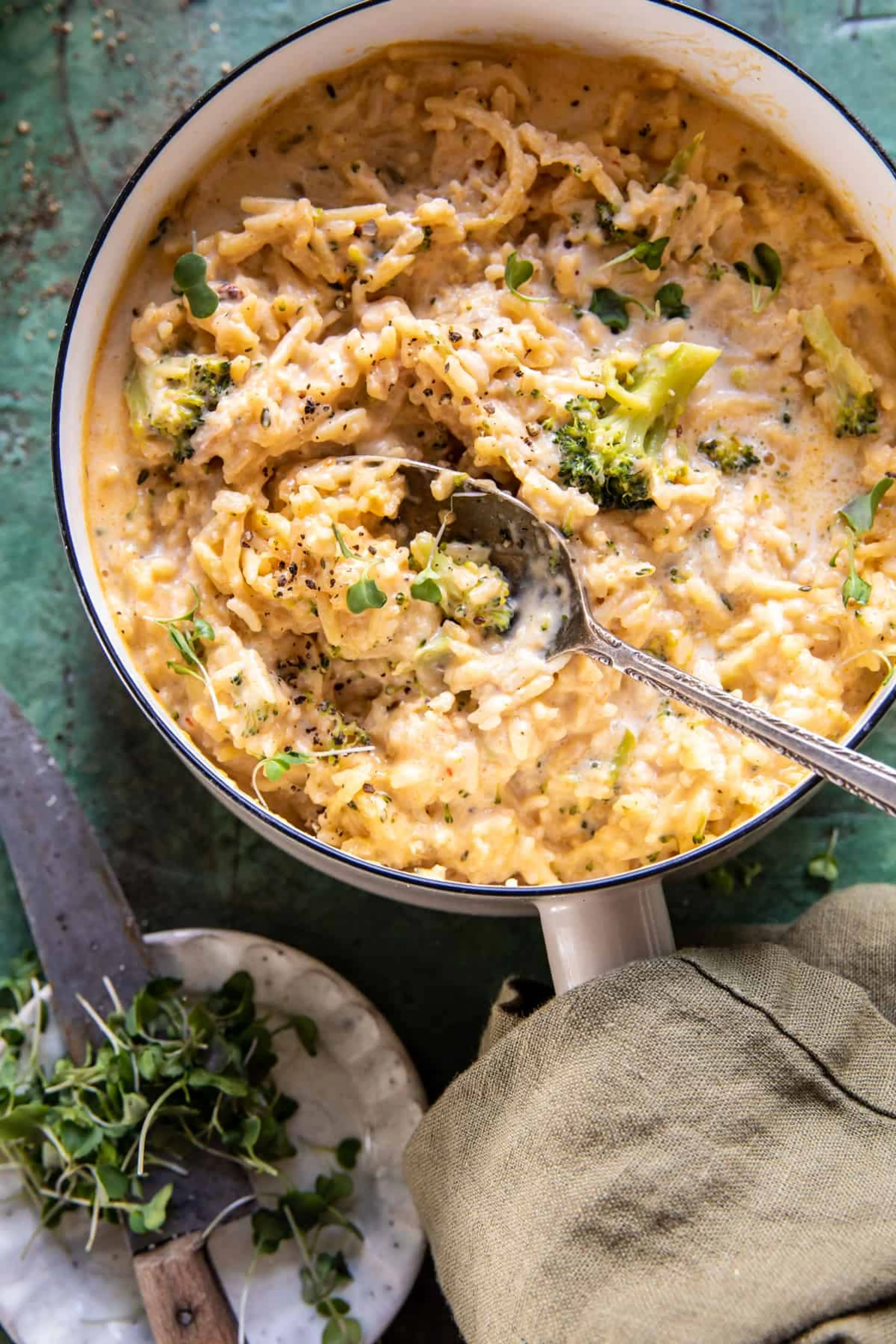 One Pot Broccoli Cheddar Chicken and Rice