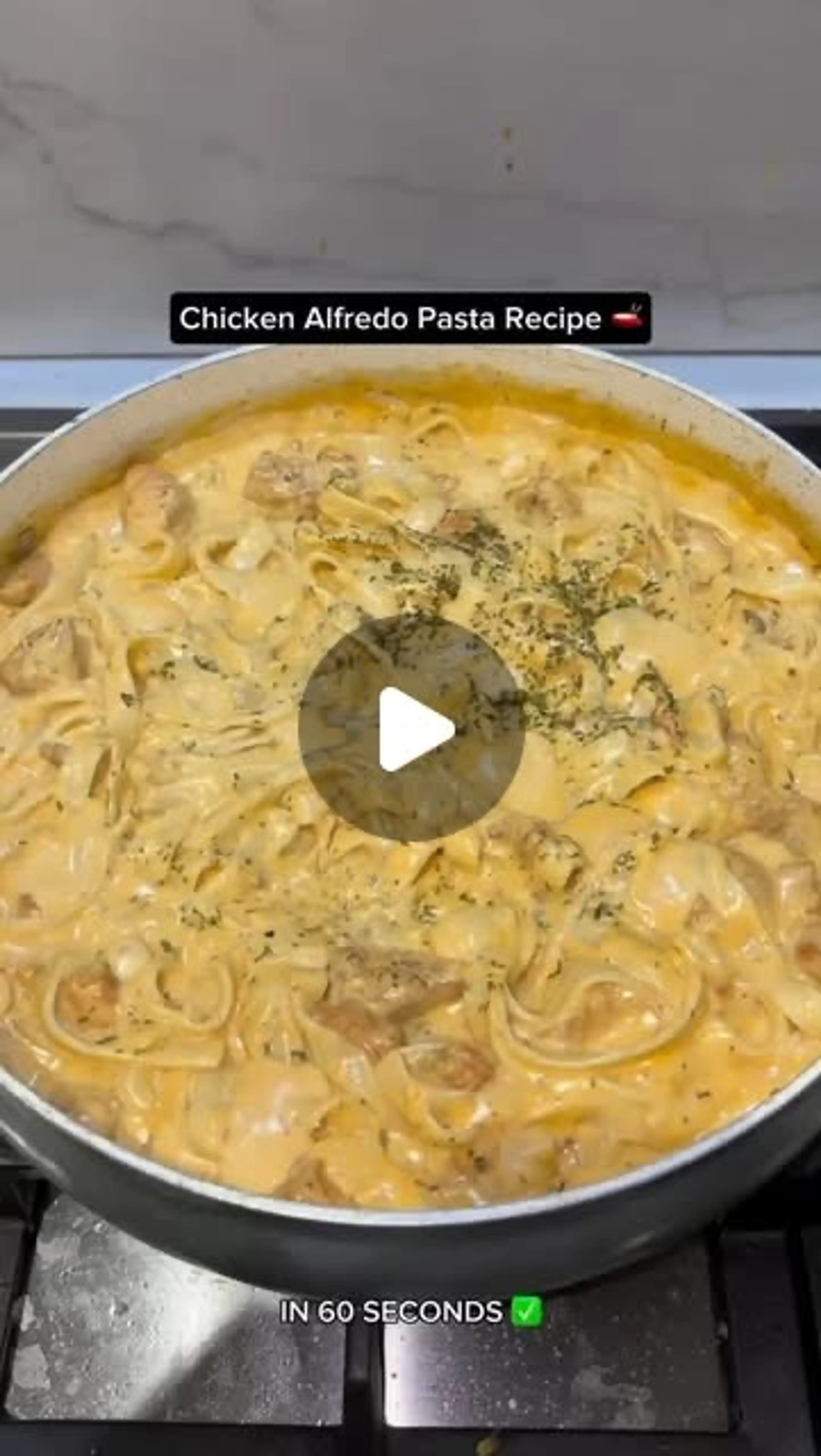 Chicken Creamy Alfredo Pasta
