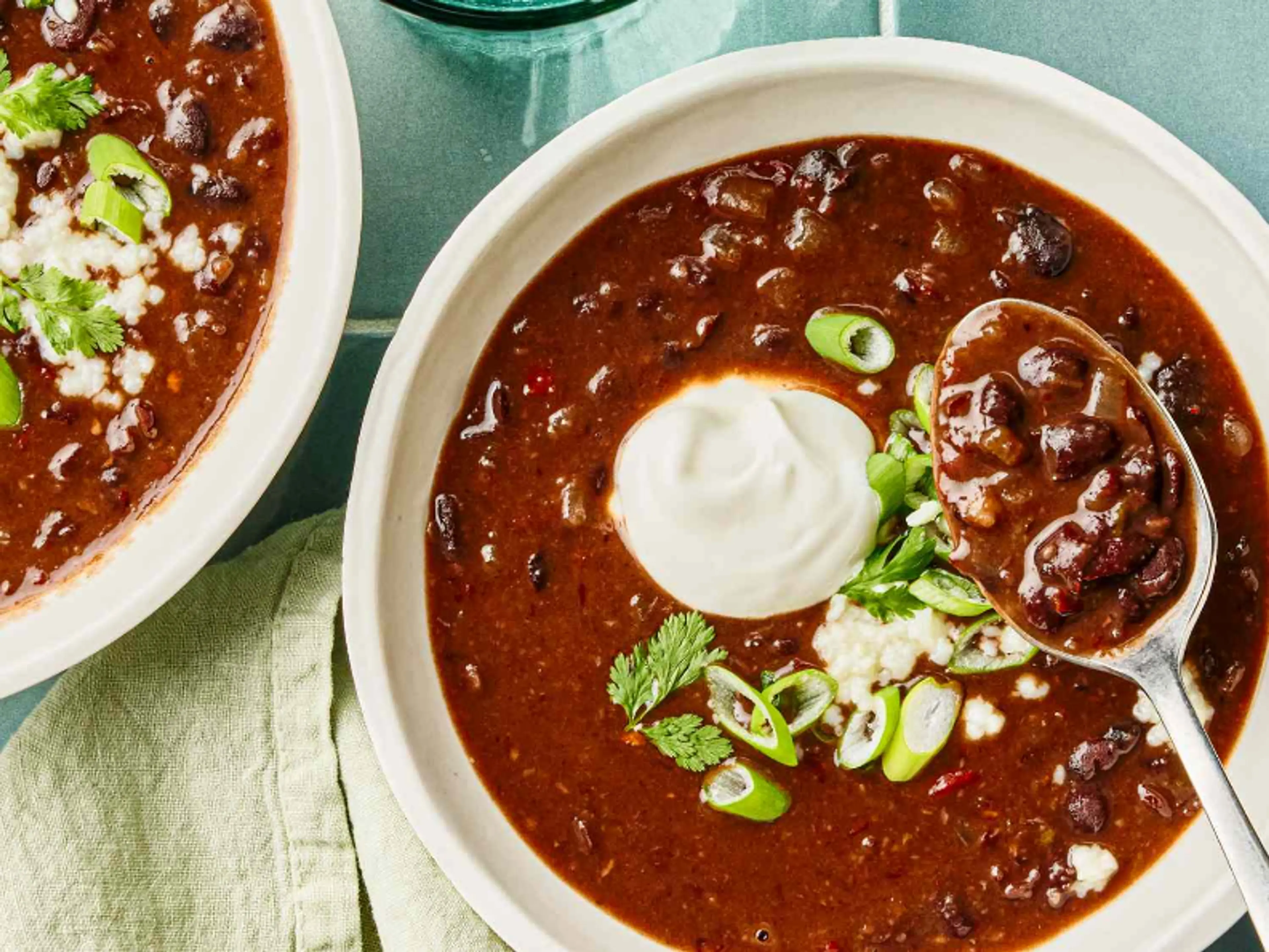 5-Ingredient Black Bean Soup