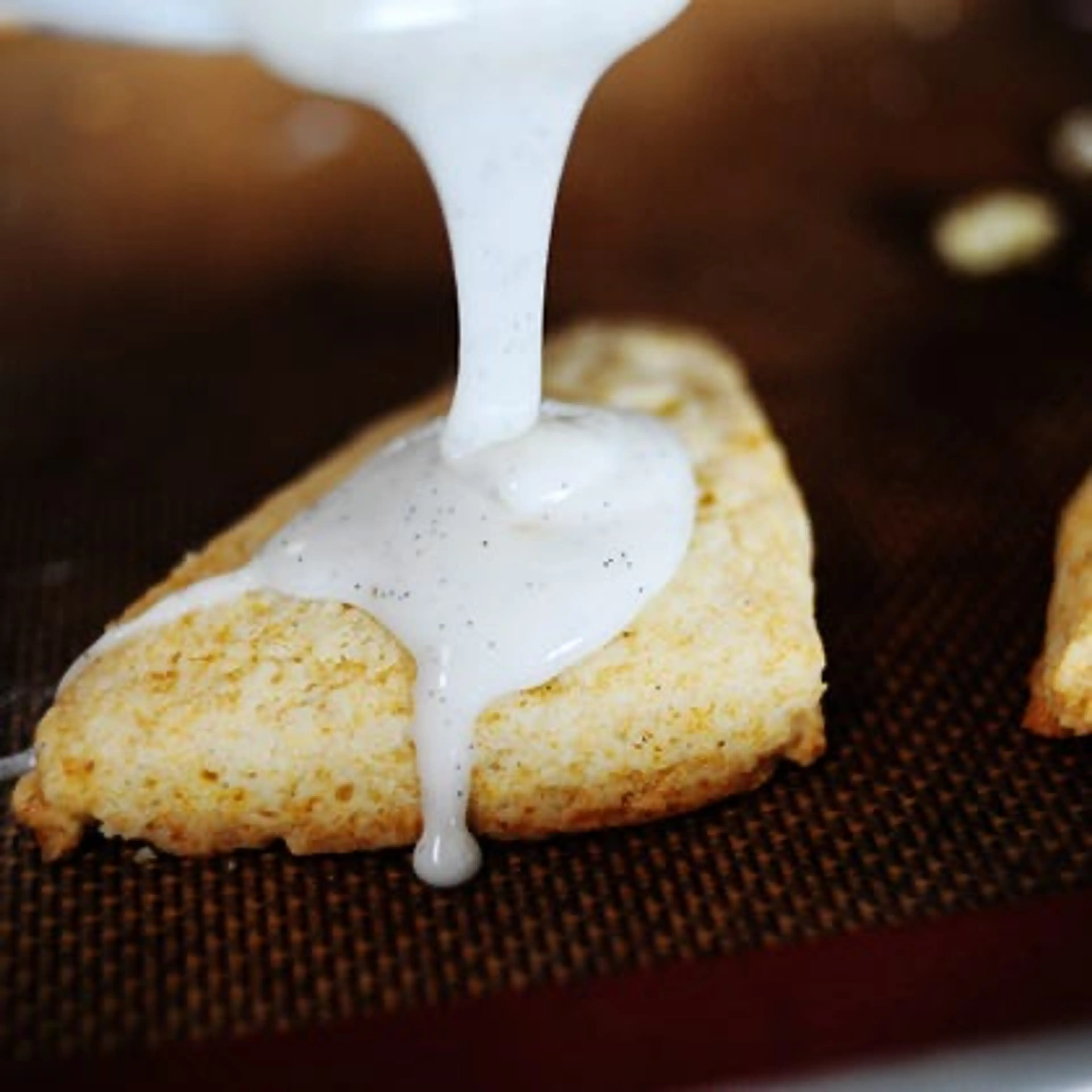 Petite Vanilla Bean Scones