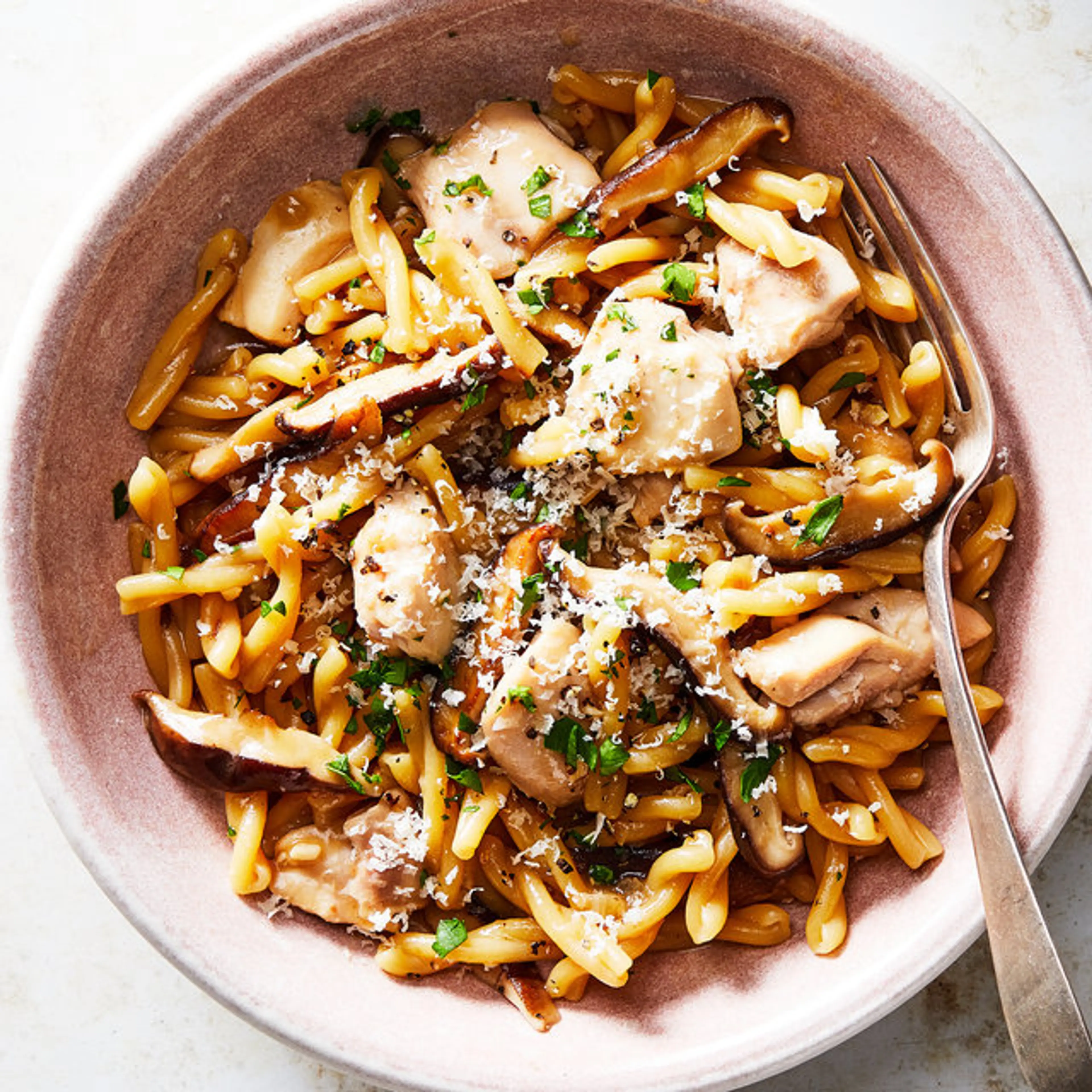 Creamy One-Pot Pasta With Chicken and Mushrooms