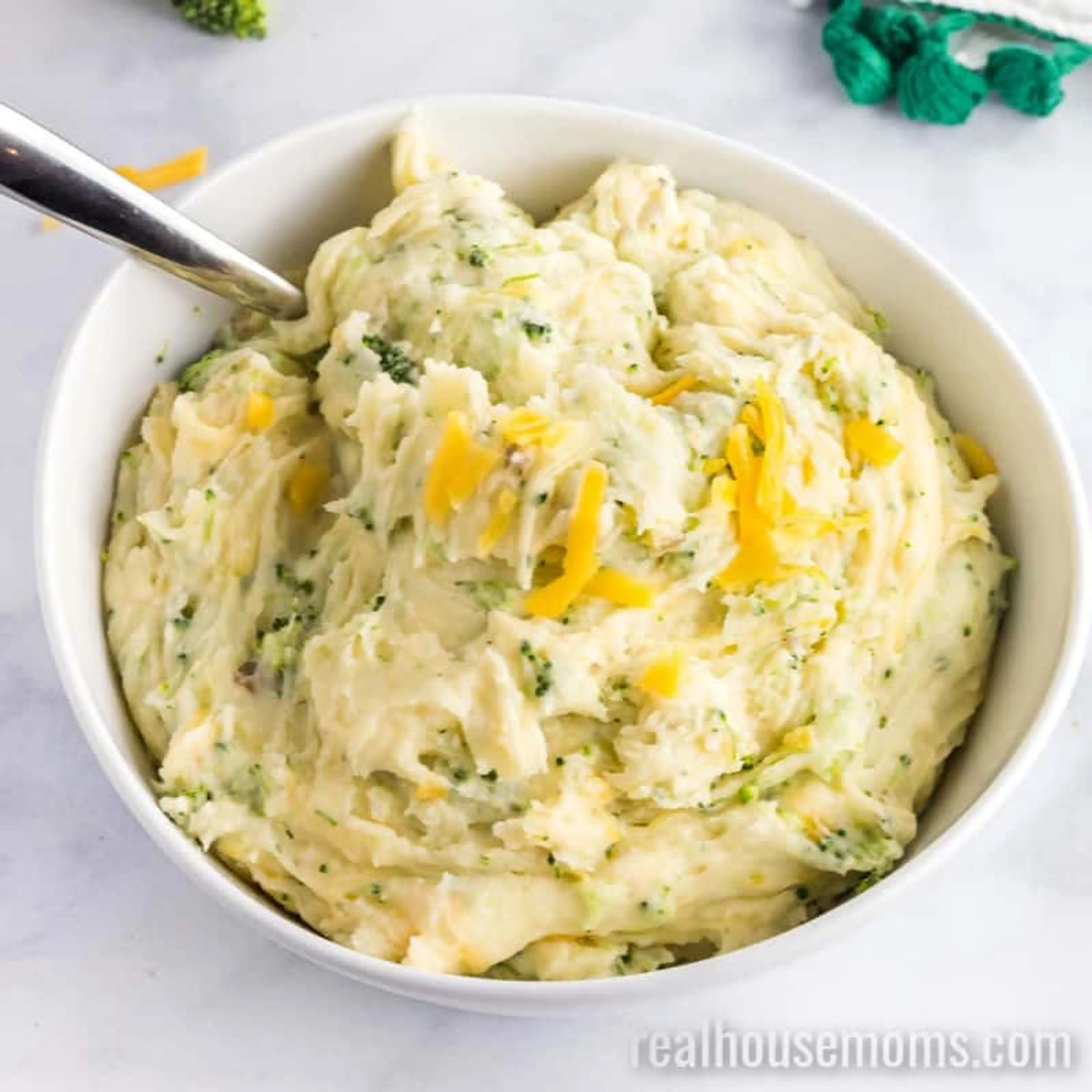 Broccoli Cheddar Mashed Potatoes