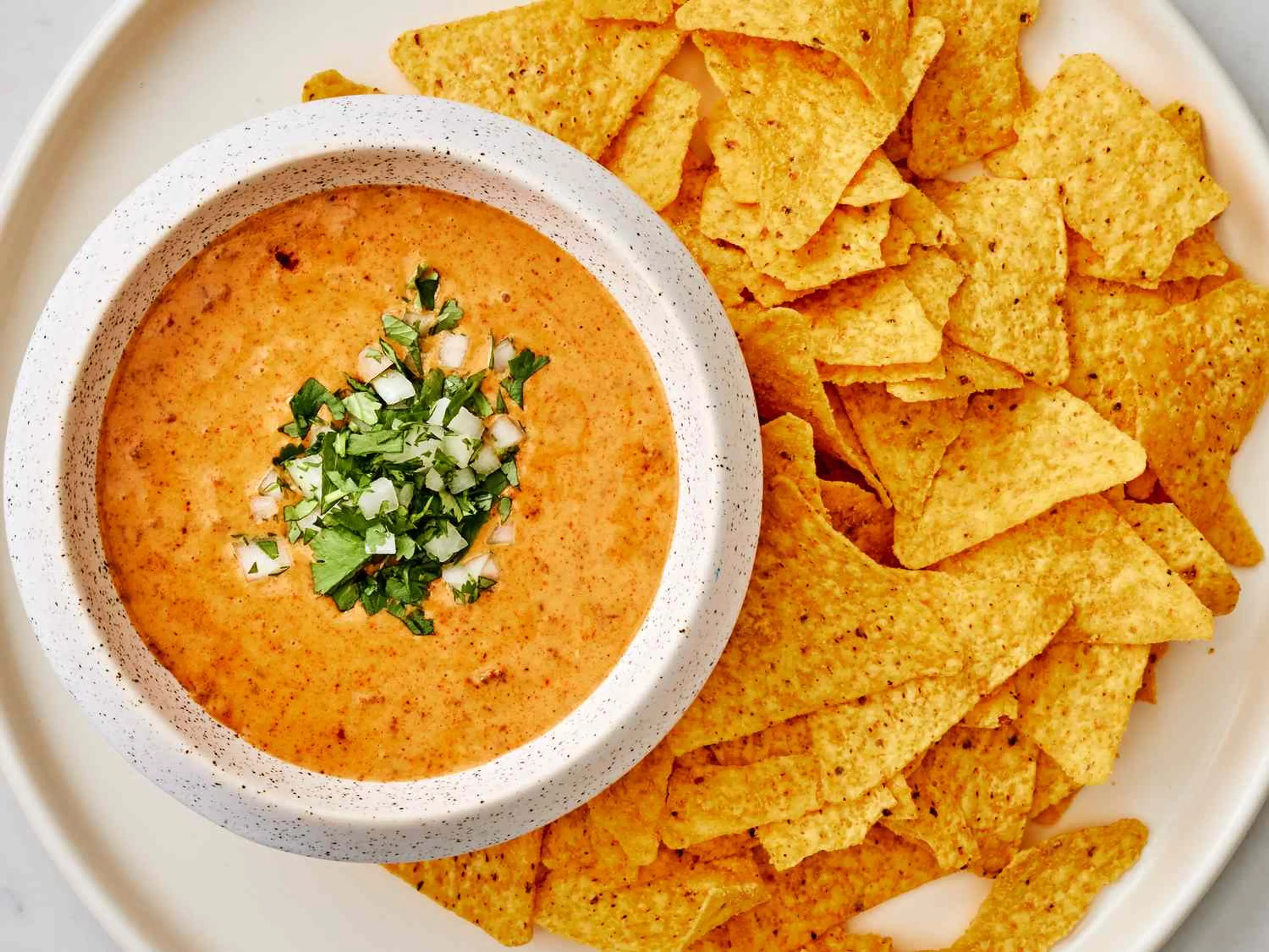 Copycat Chili’s Queso Dip