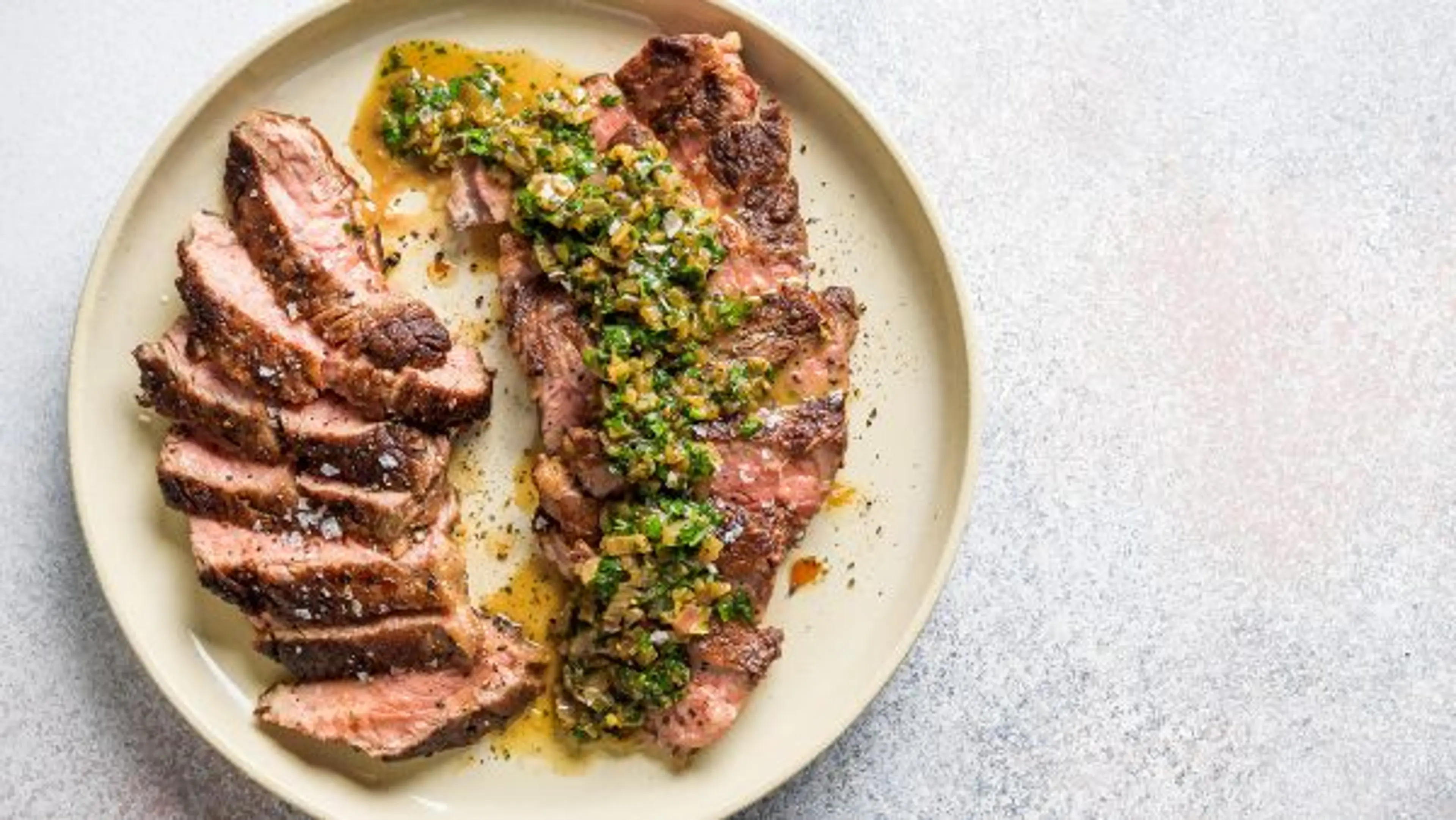 Steak with Shallot and White Wine Pan Sauce
