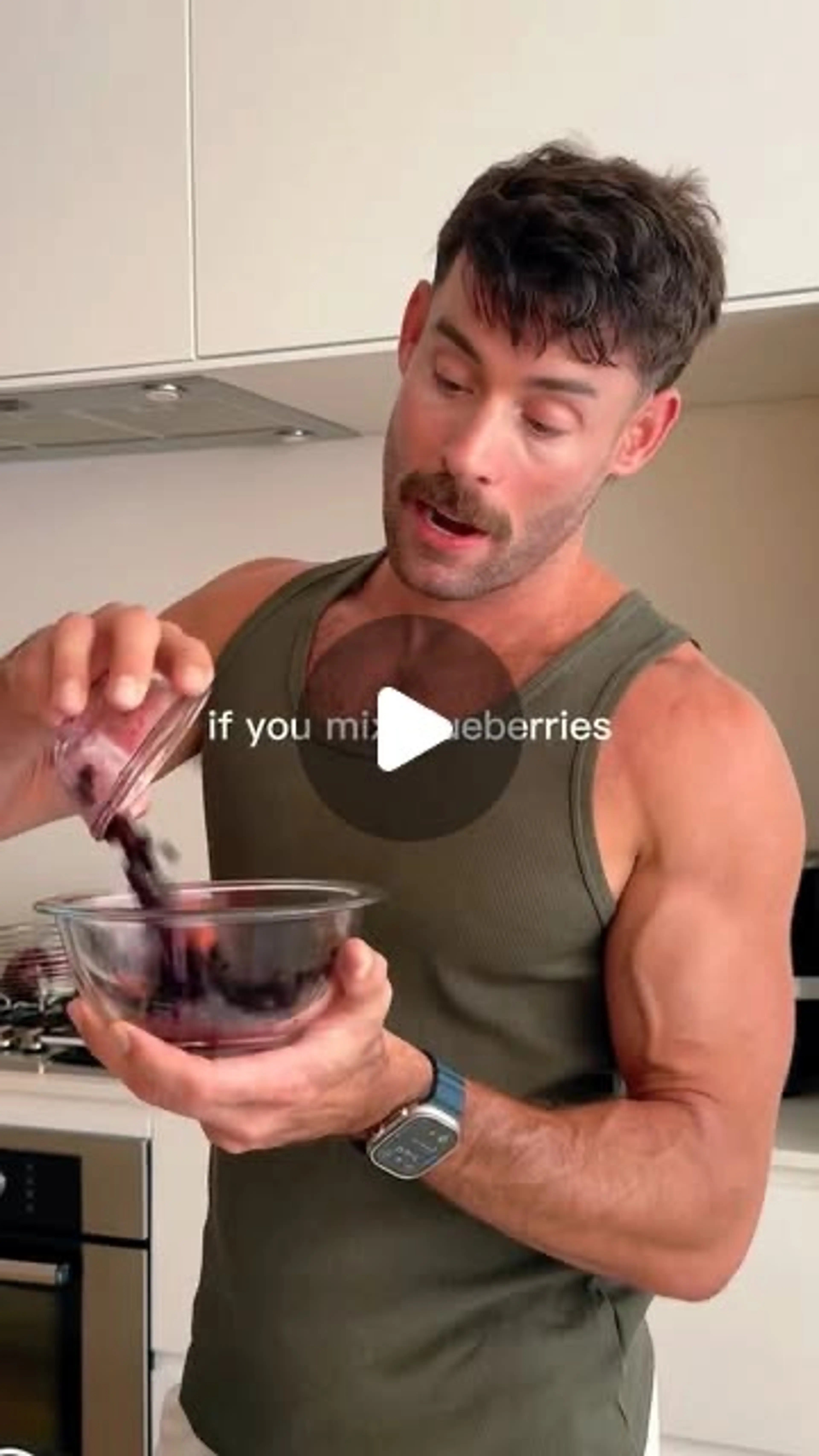 High-protein Blueberry Donut Holes
