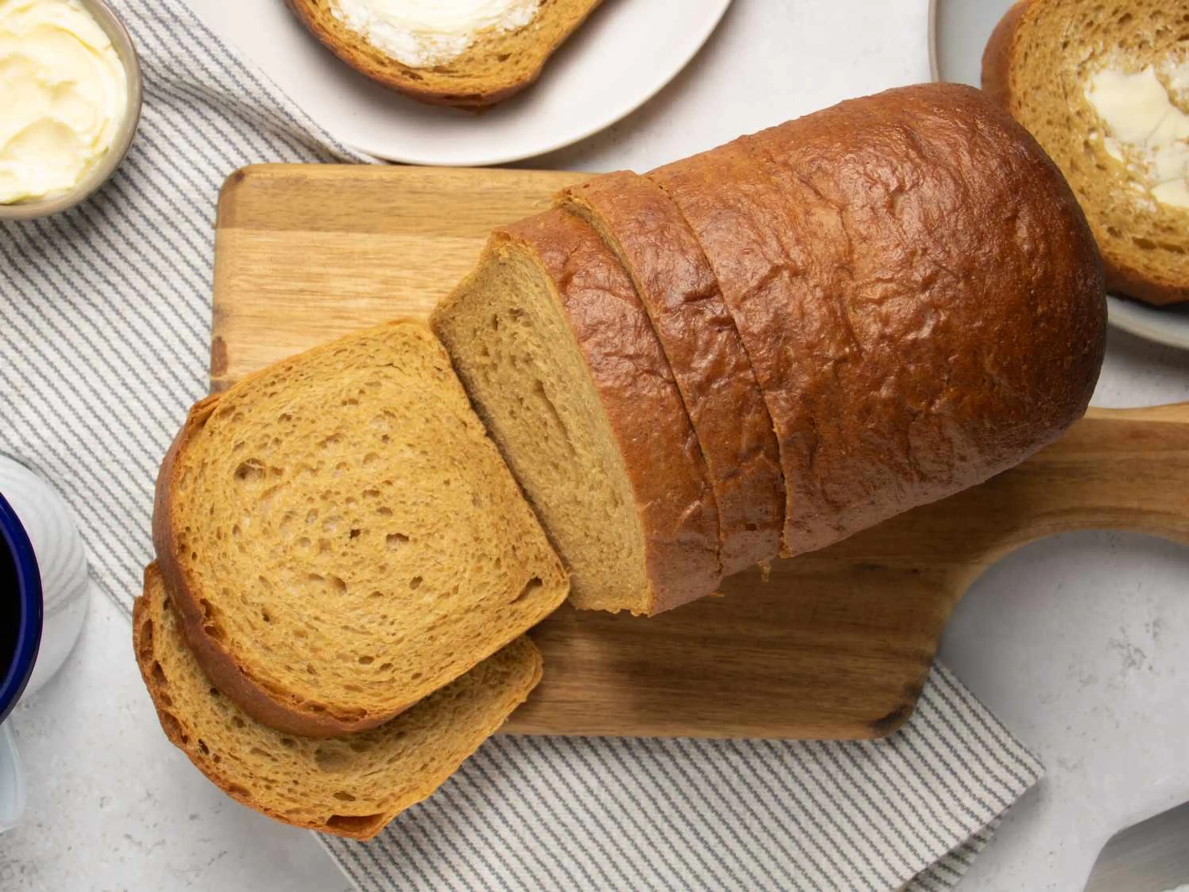 New England Anadama Bread