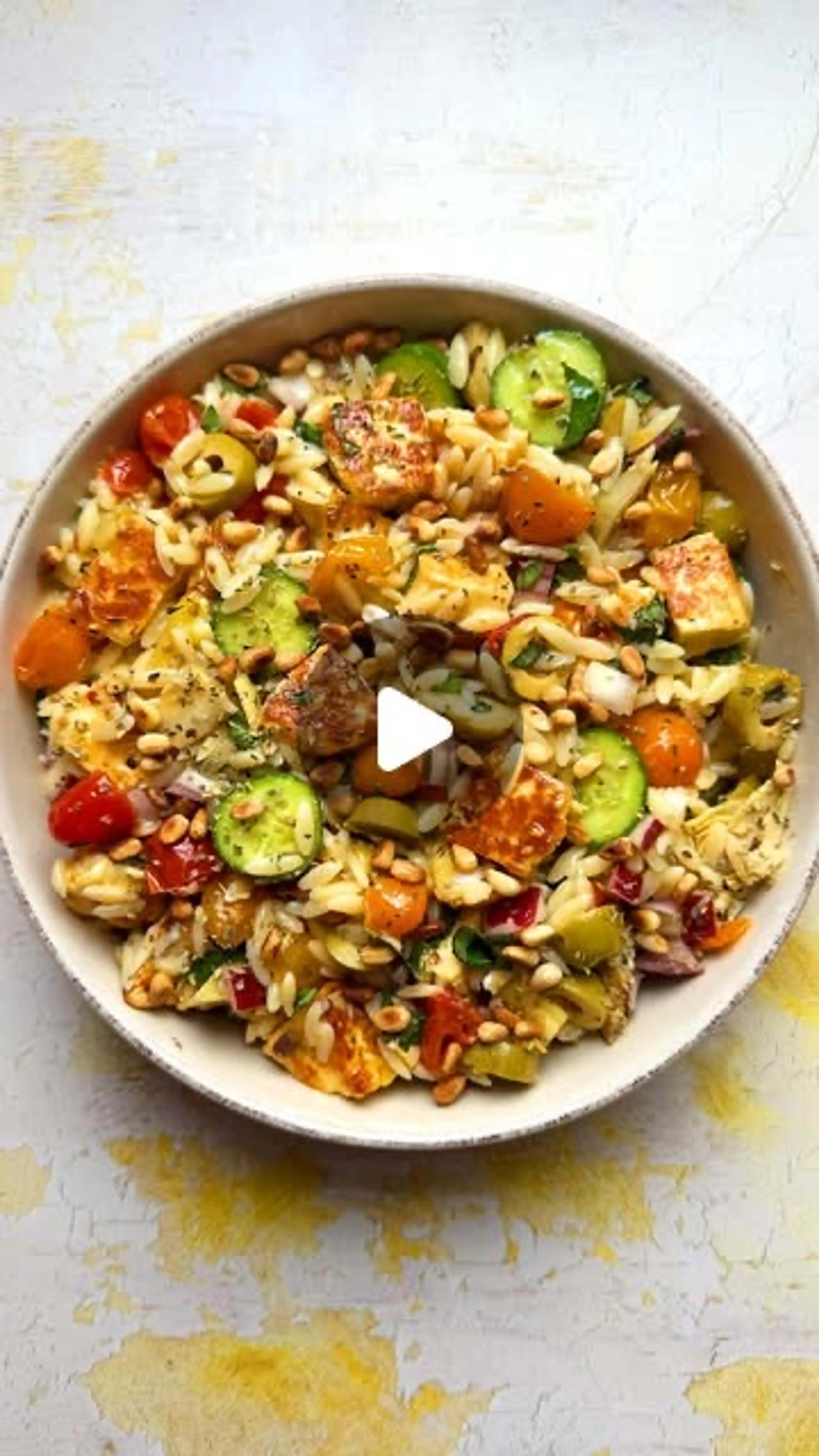 Mediterranean Halloumi Orzo Salad