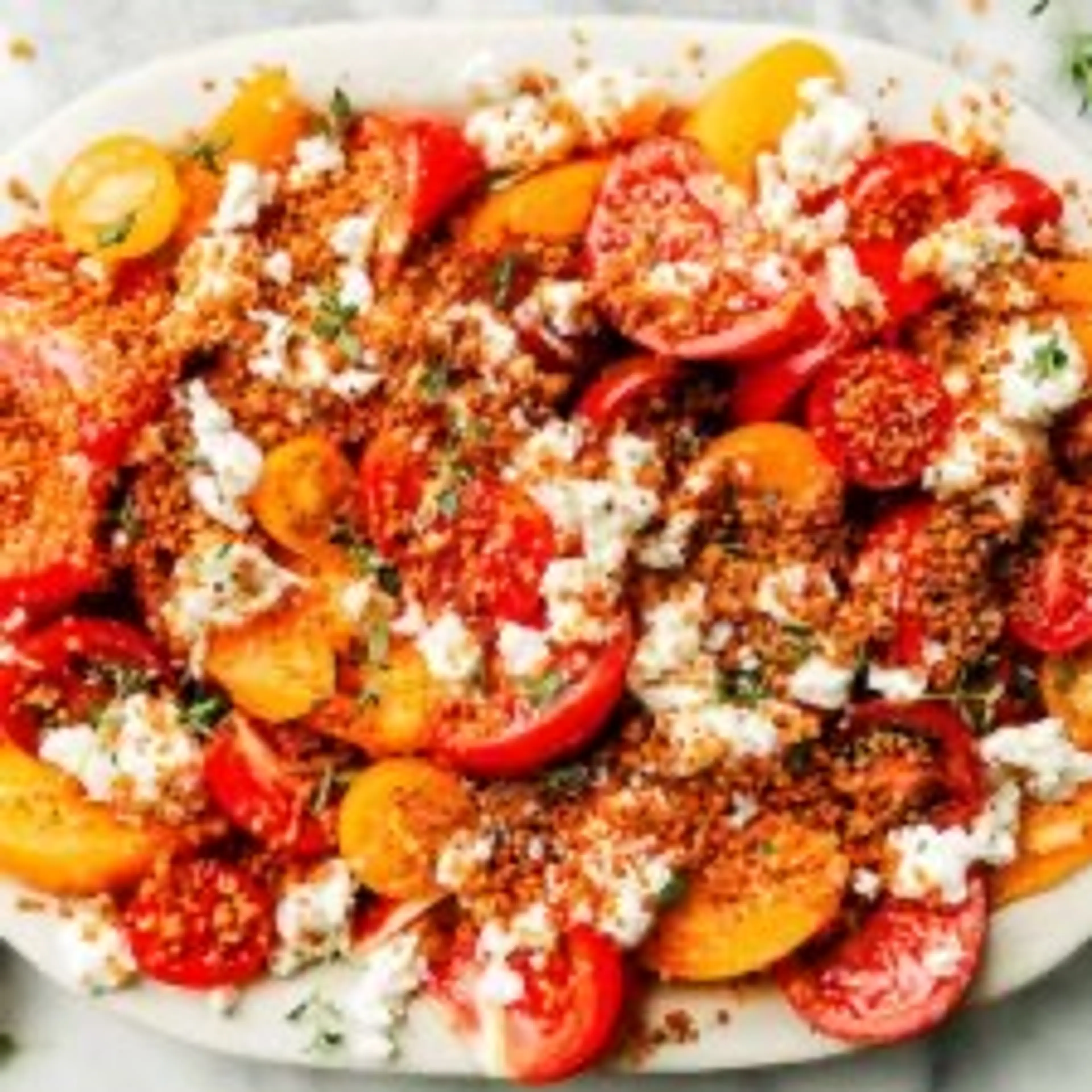 15-Minute Tomato Goat Cheese Salad with Crispy Garlic Breadc