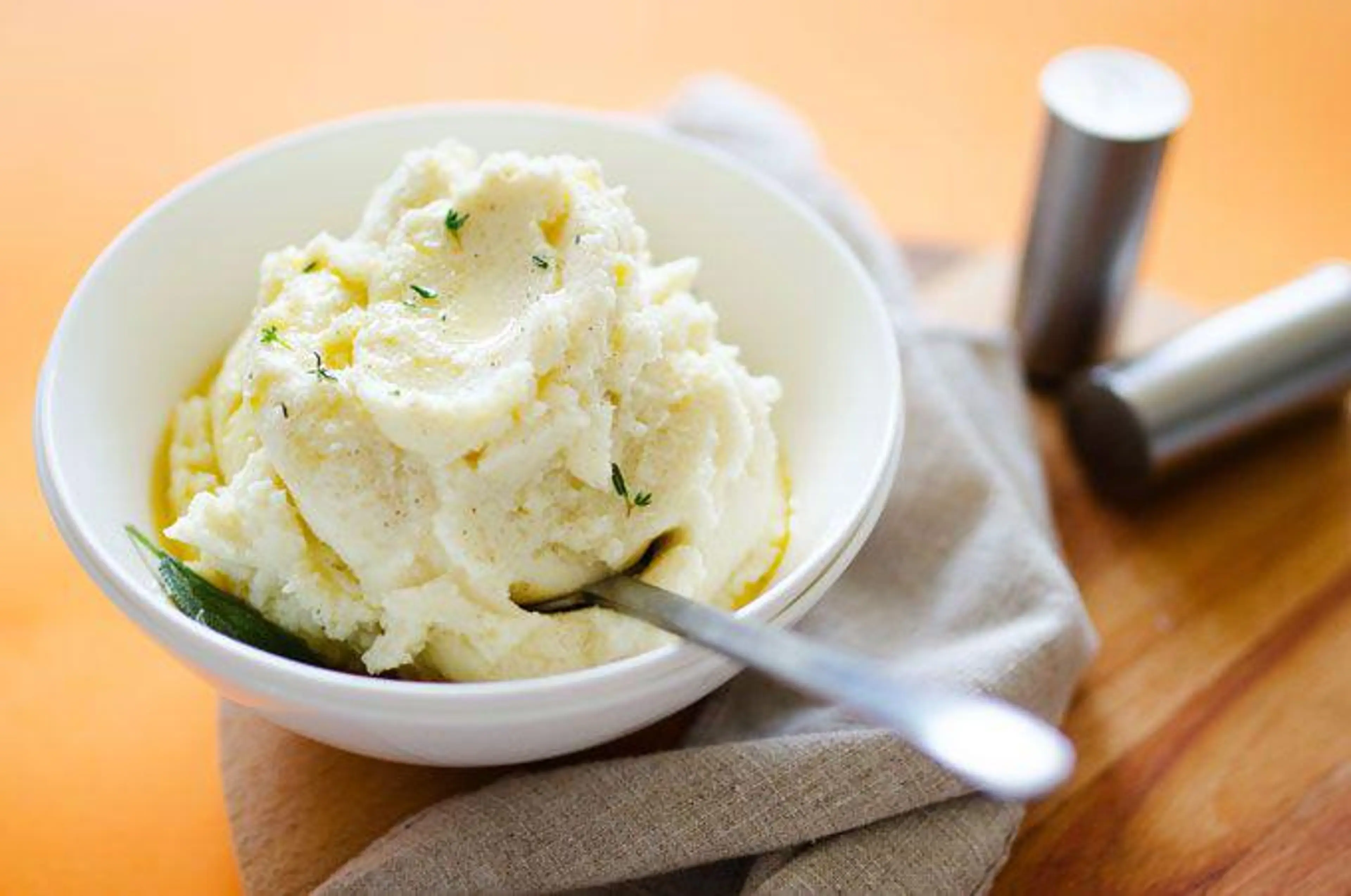 Brown Butter and Sage Fluffy Mashed Cauliflower