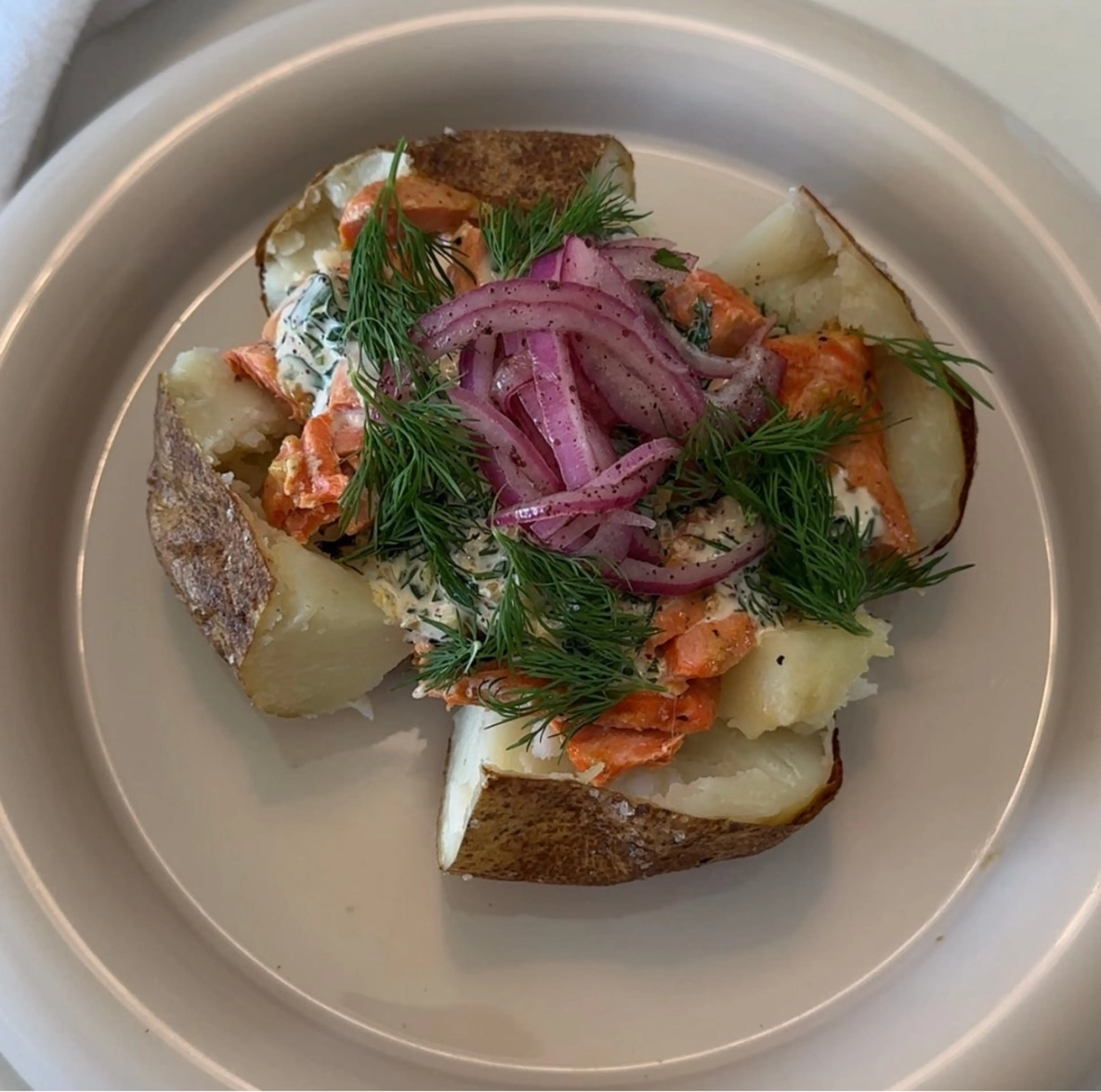 Salmon Baked Potatoe - Nara Smith
