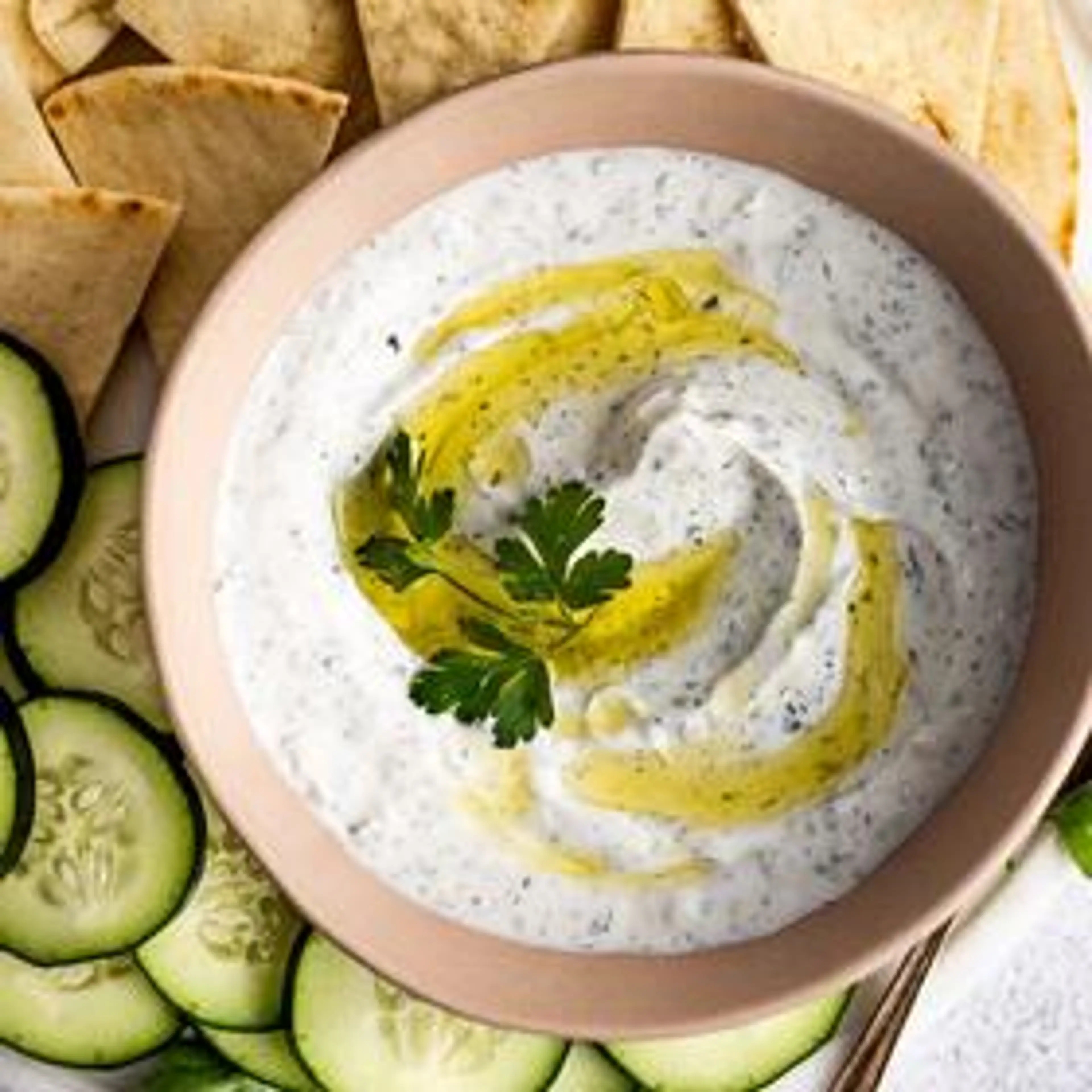 Easy 5-Minute Tzatziki Sauce (without Cucumber)