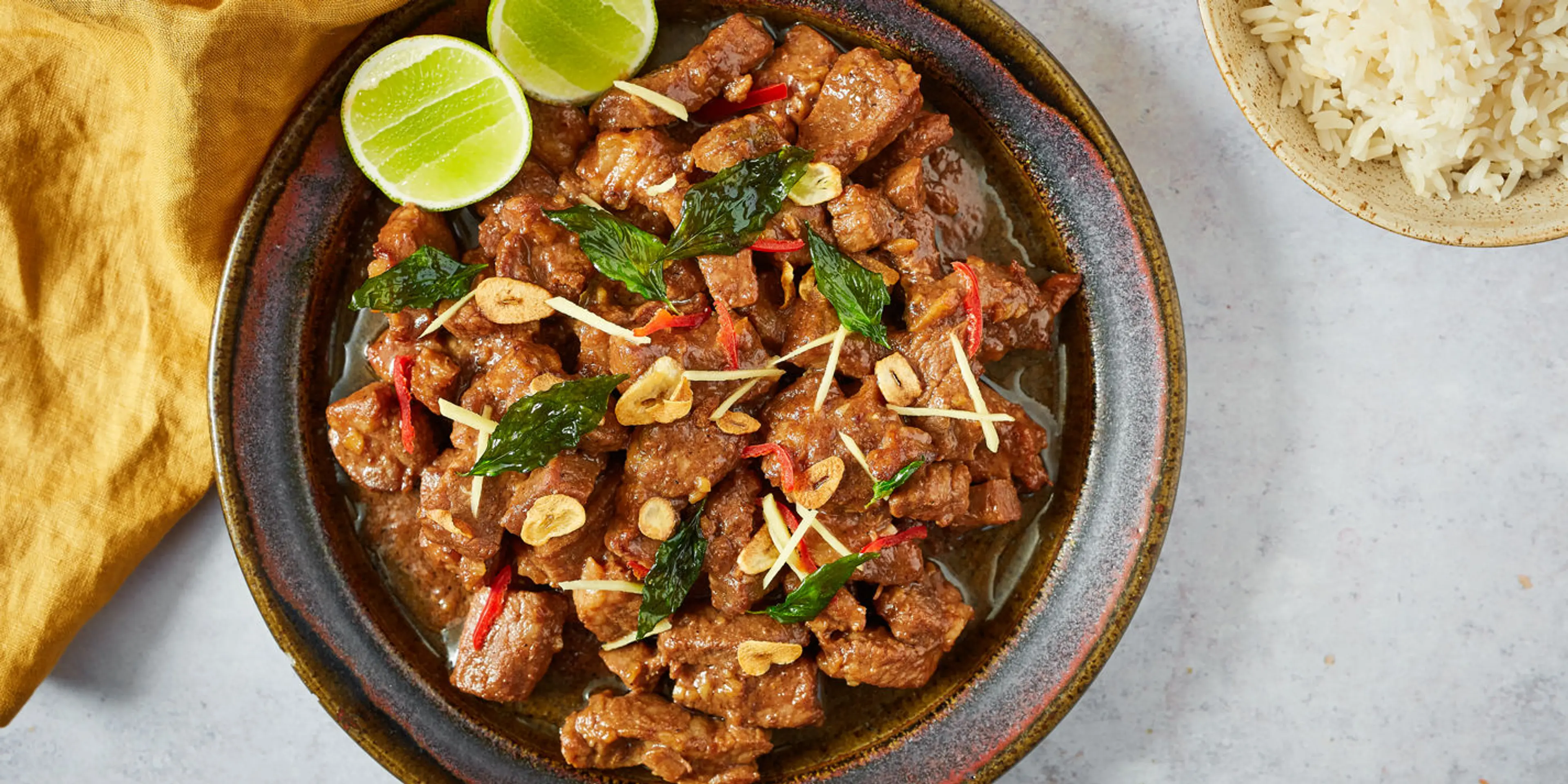 Porco balichão tamarindo – Macanese tamarind-braised pork