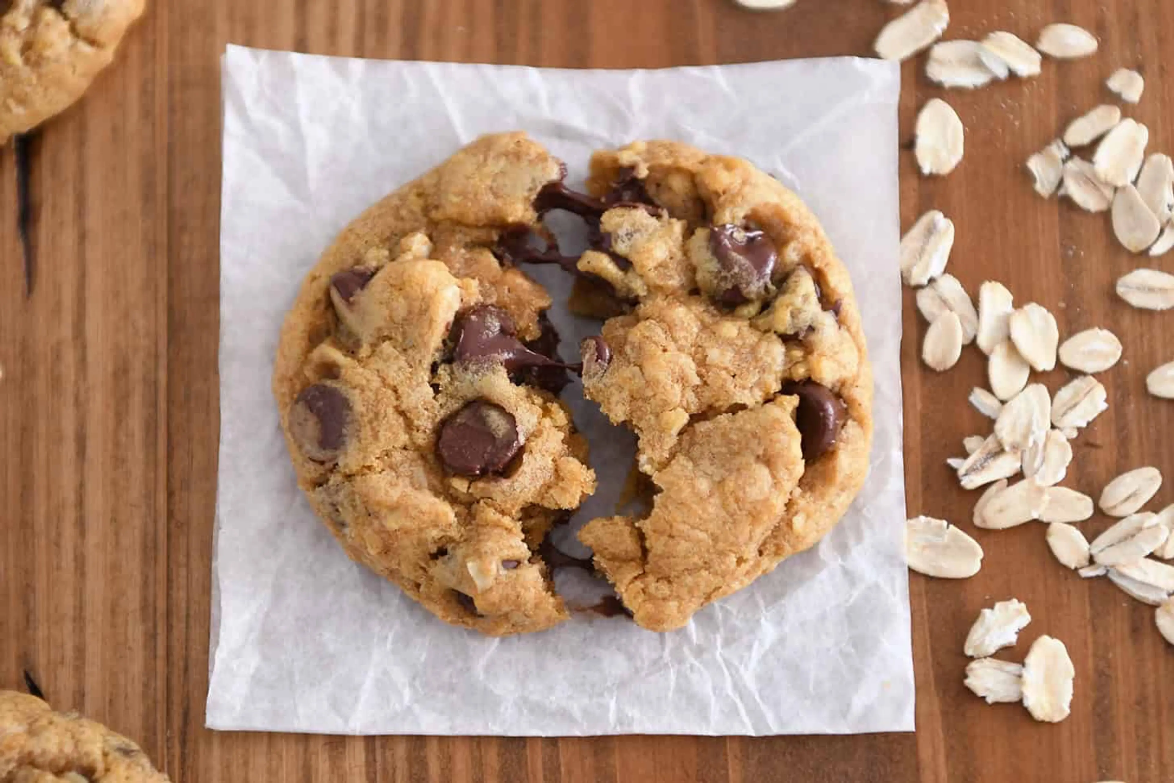 Brown Butter Pumpkin Oatmeal Chocolate Chip Cookies