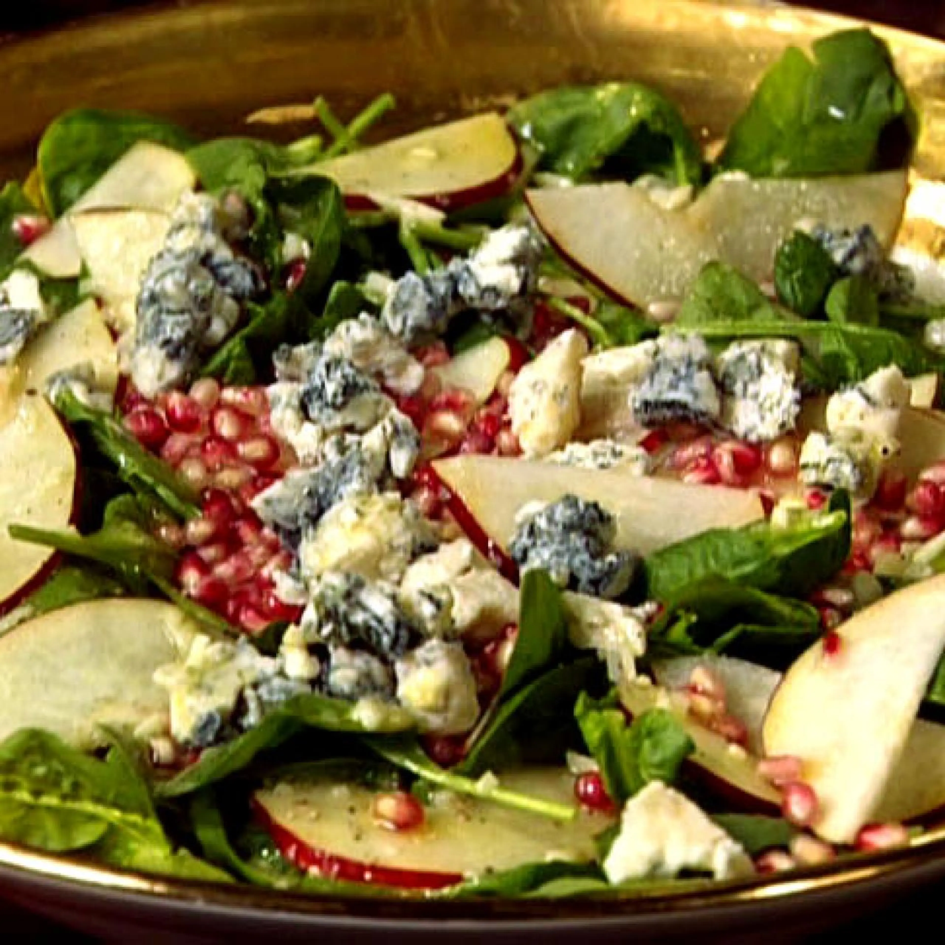 Pear and Pomegranate Salad with Gorgonzola and Champagne Vin