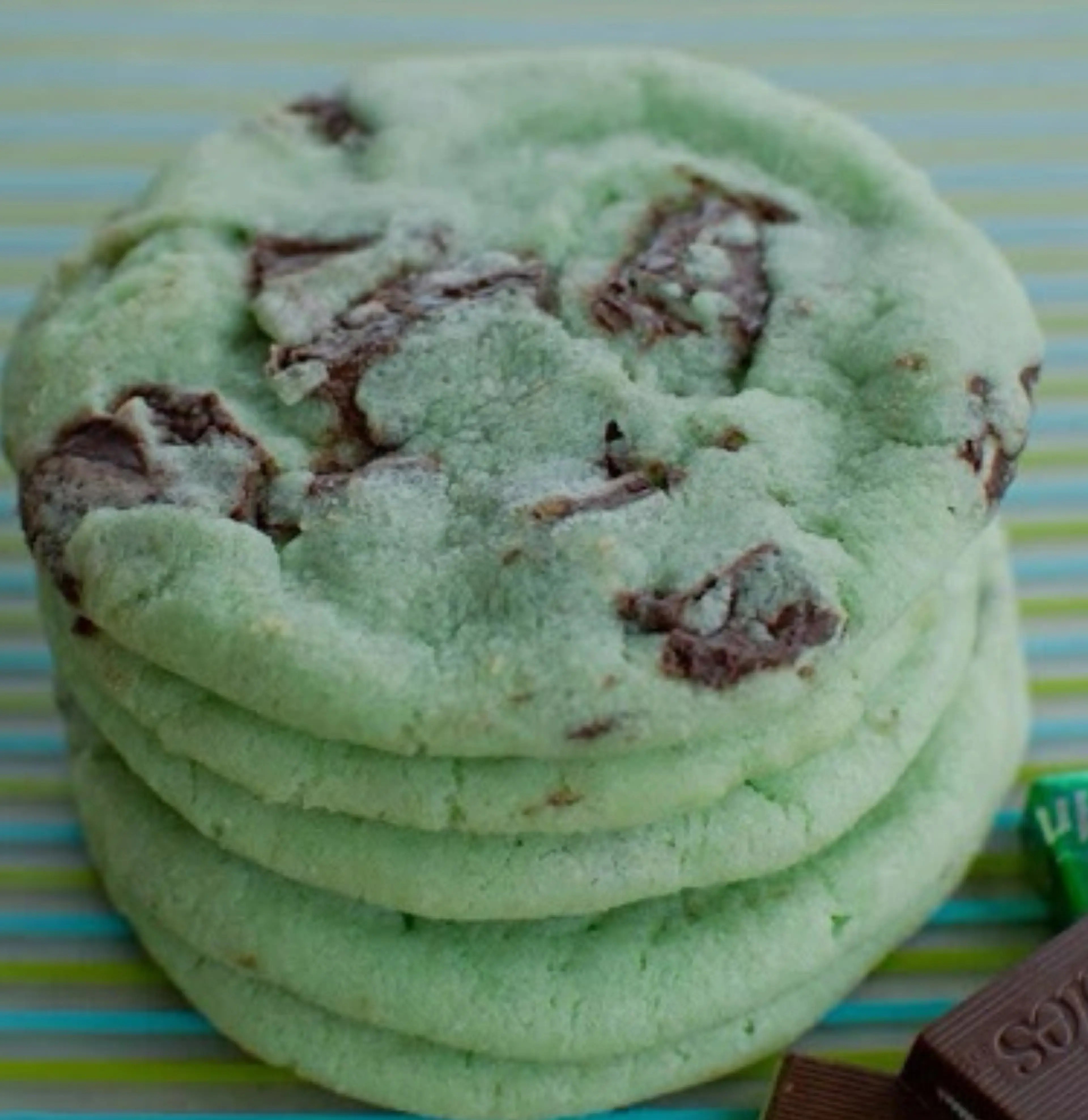 Mint Chocolate Chip Cookies