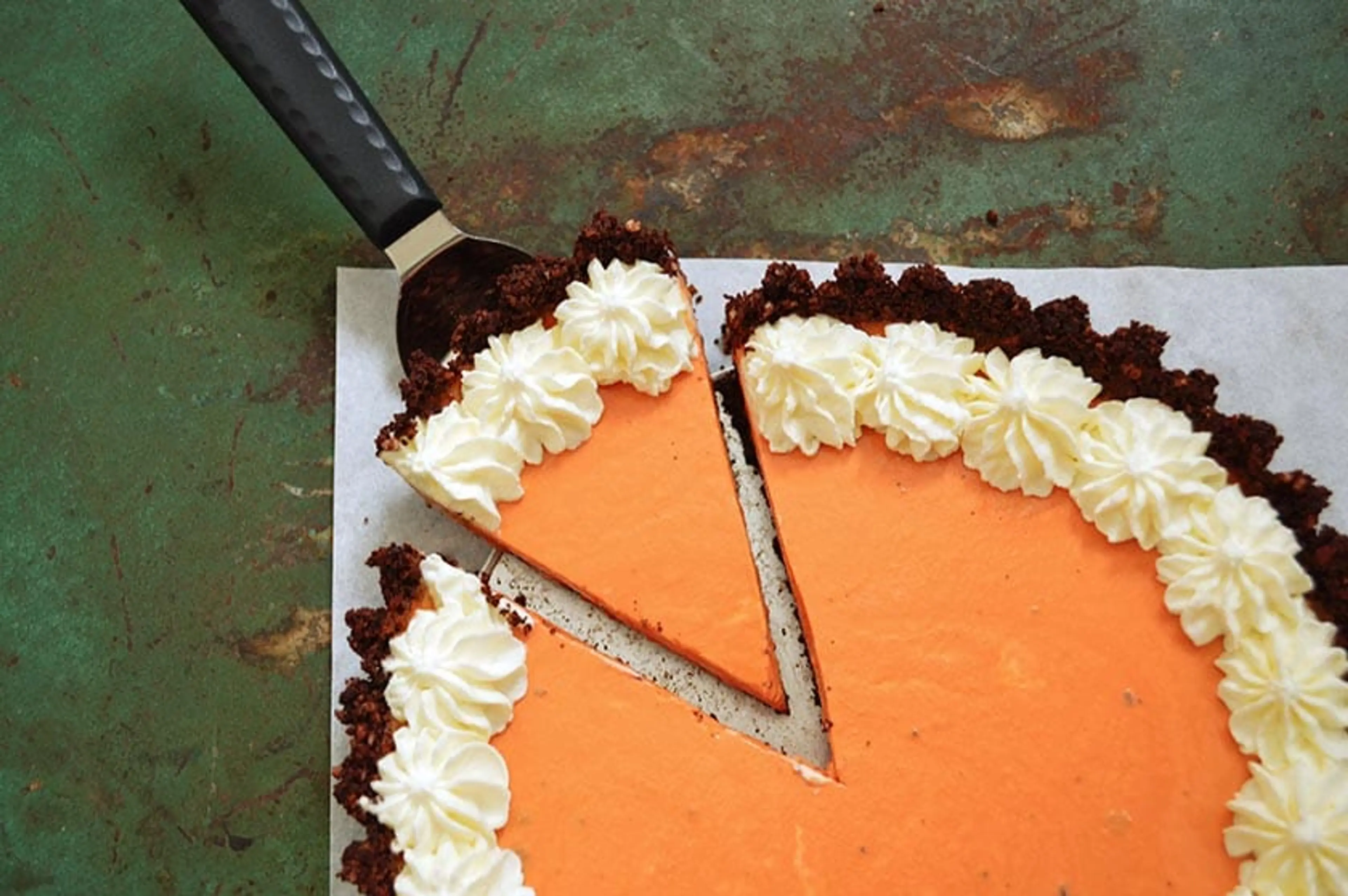 No-Bake Thai Tea Cheesecake