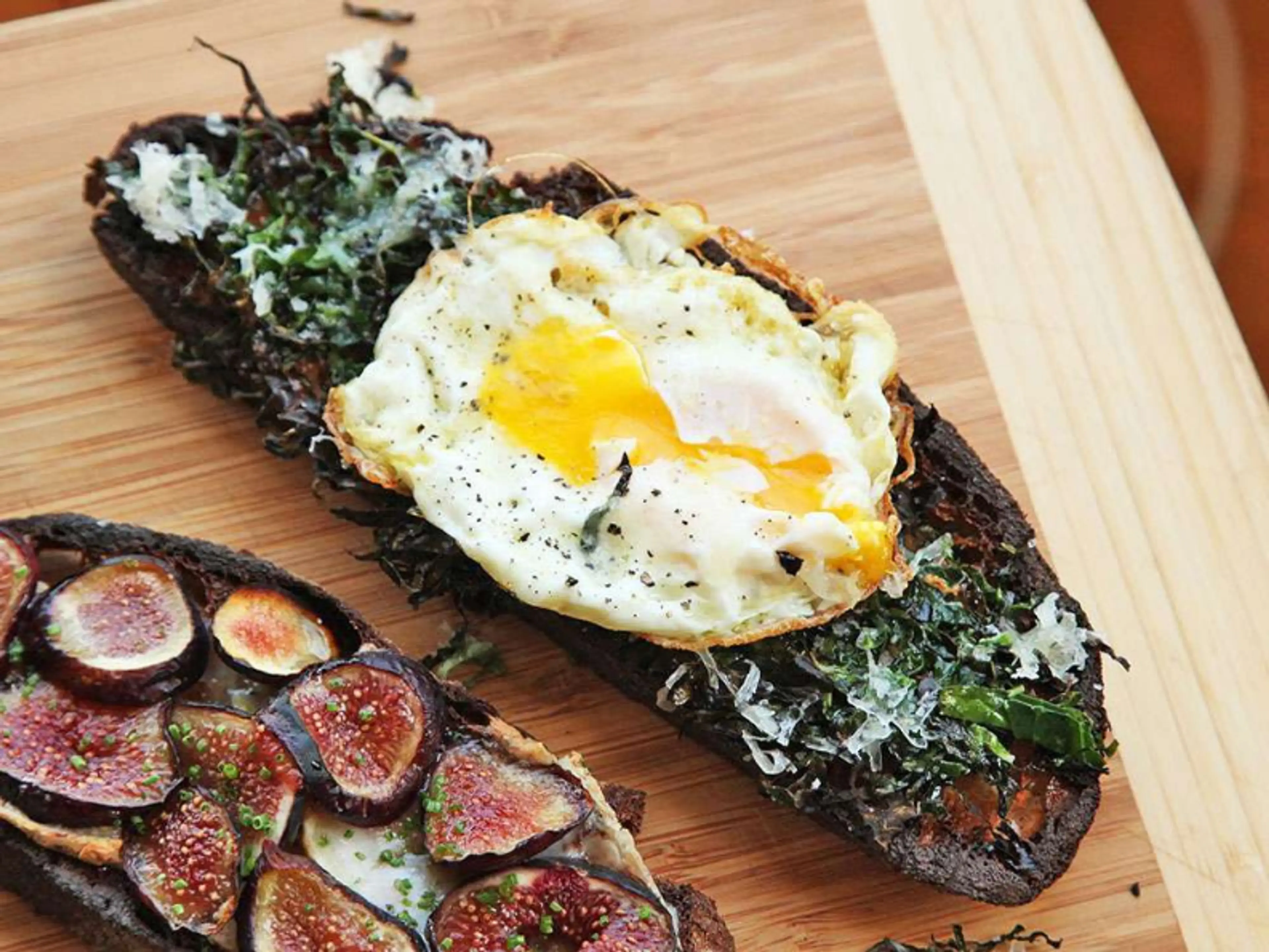 Kale, Parmesan, and Fried Egg Tartine Recipe