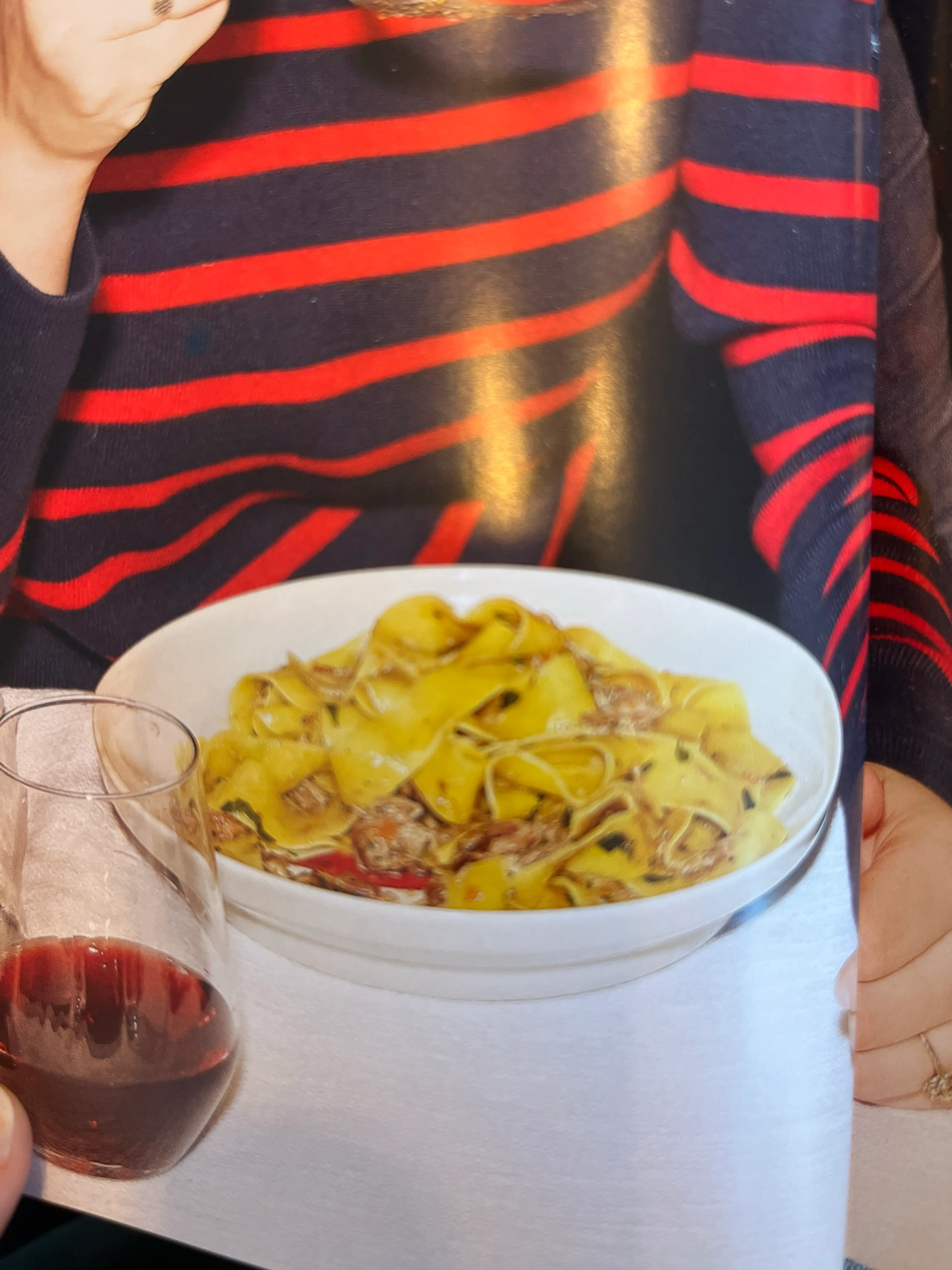 PAPARDELLE MET KONIJN (OF KIP), Rozemarijn & MANDARIJN