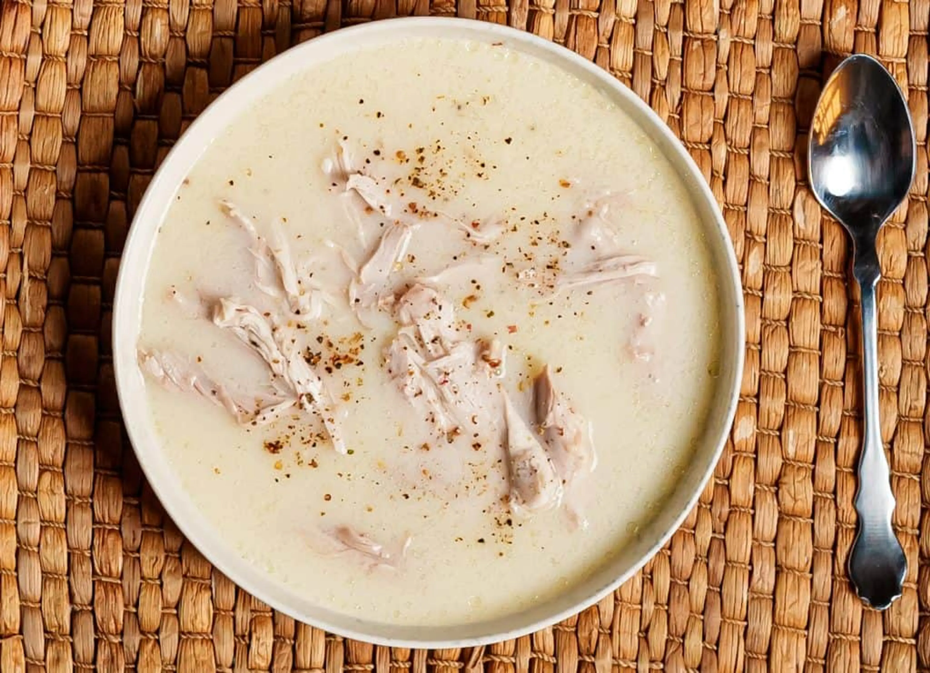 Greek lemon Chicken Soup recipe (Kotosoupa Avgolemono)