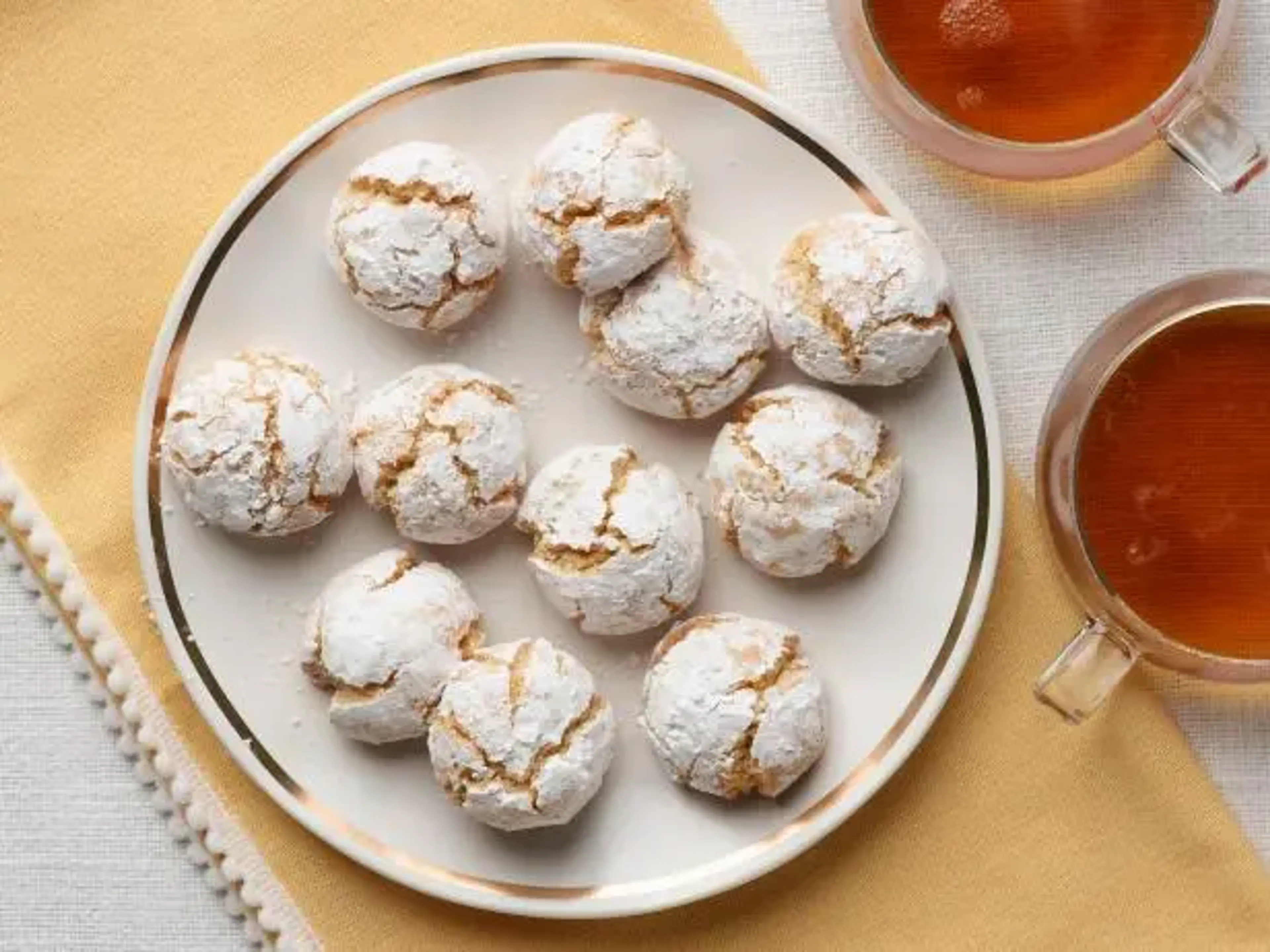Amaretti Cookies