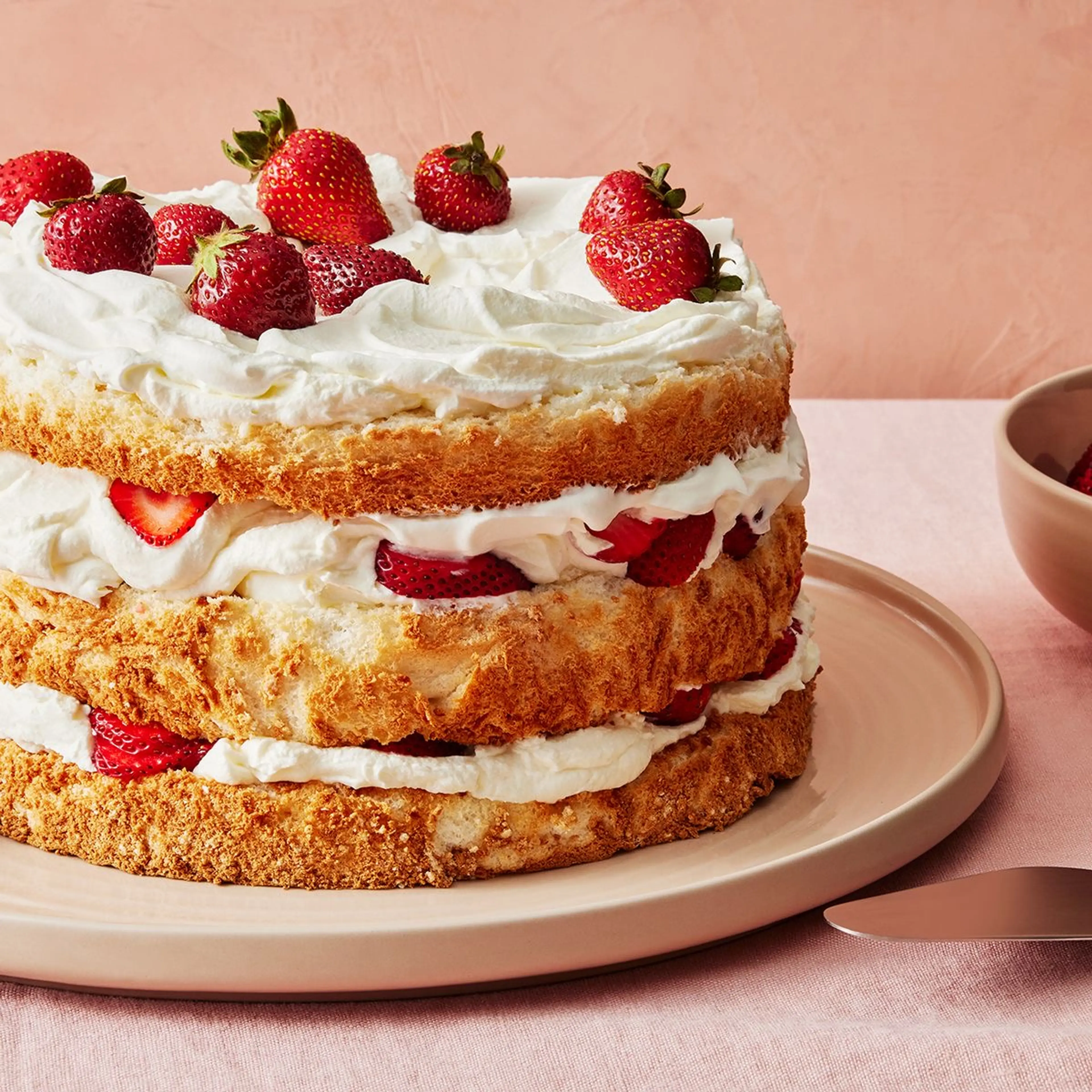 Angel Food Cake With Strawberries & Whipped Cream