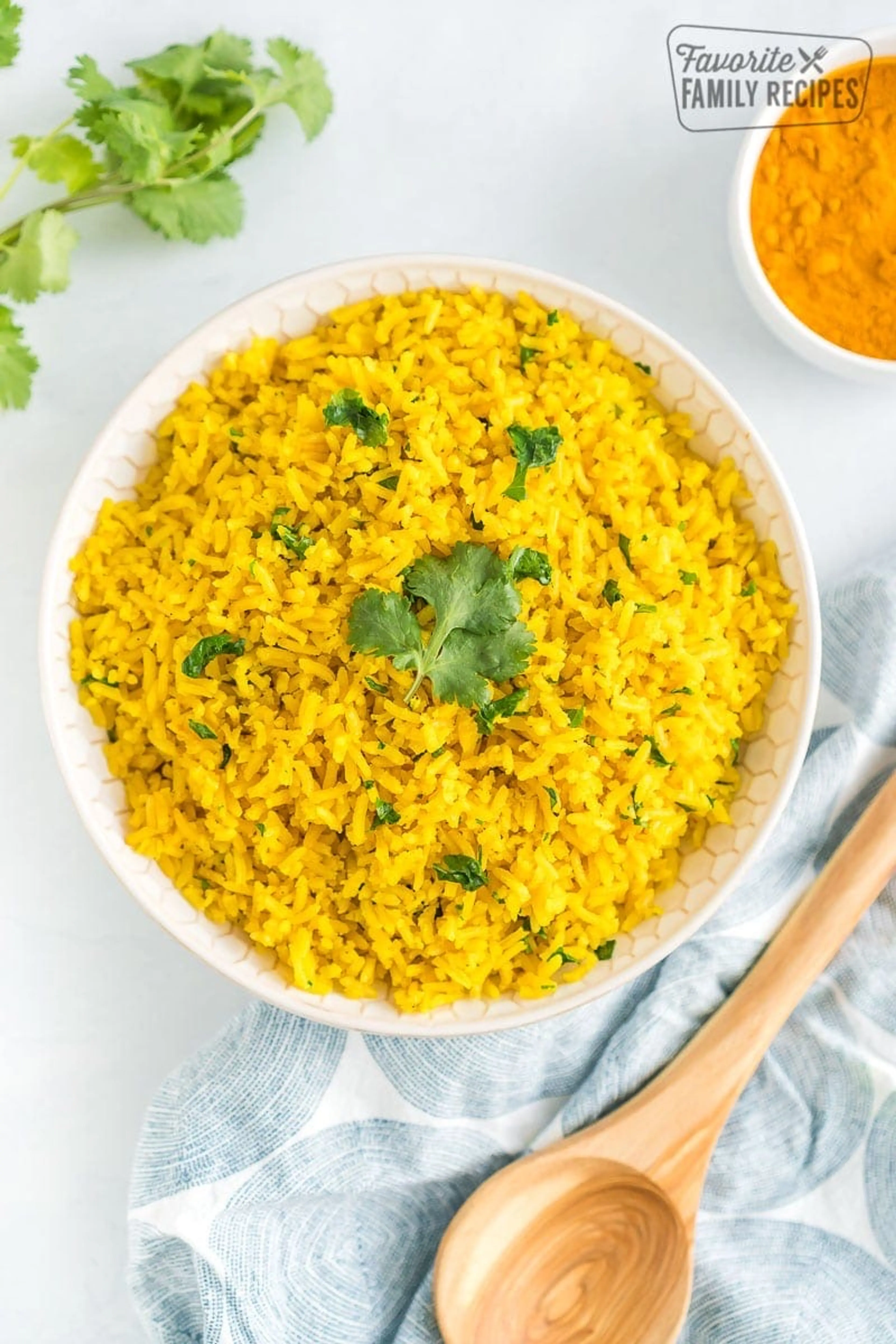 How to Make Yellow Rice
